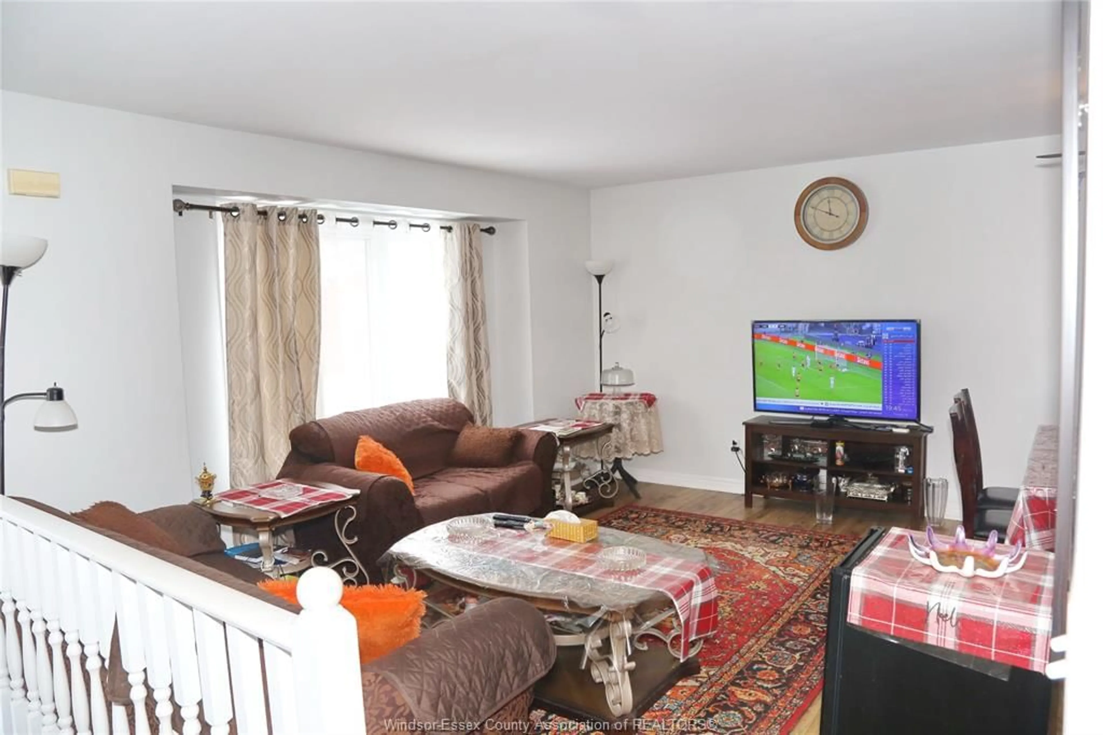 Living room with furniture, unknown for 137 RIVERVILLA Crt, LaSalle Ontario N9J 3N8