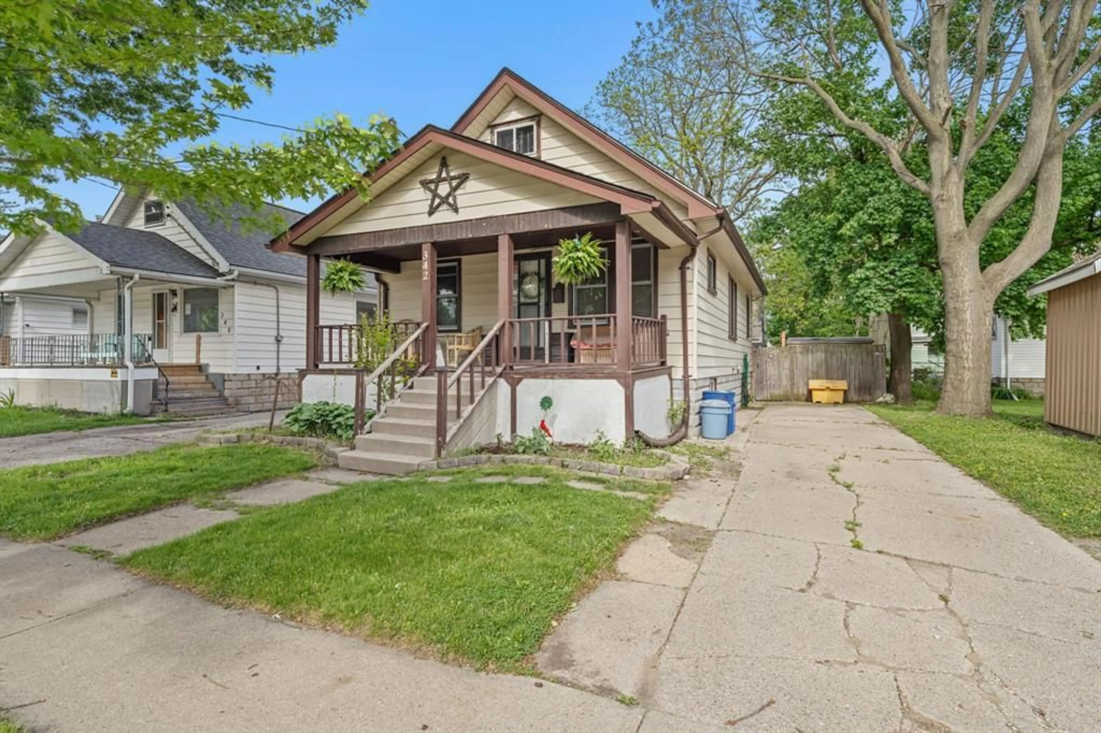 Unknown for 342 SHEPHERD St, Sarnia Ontario N7T 3J6