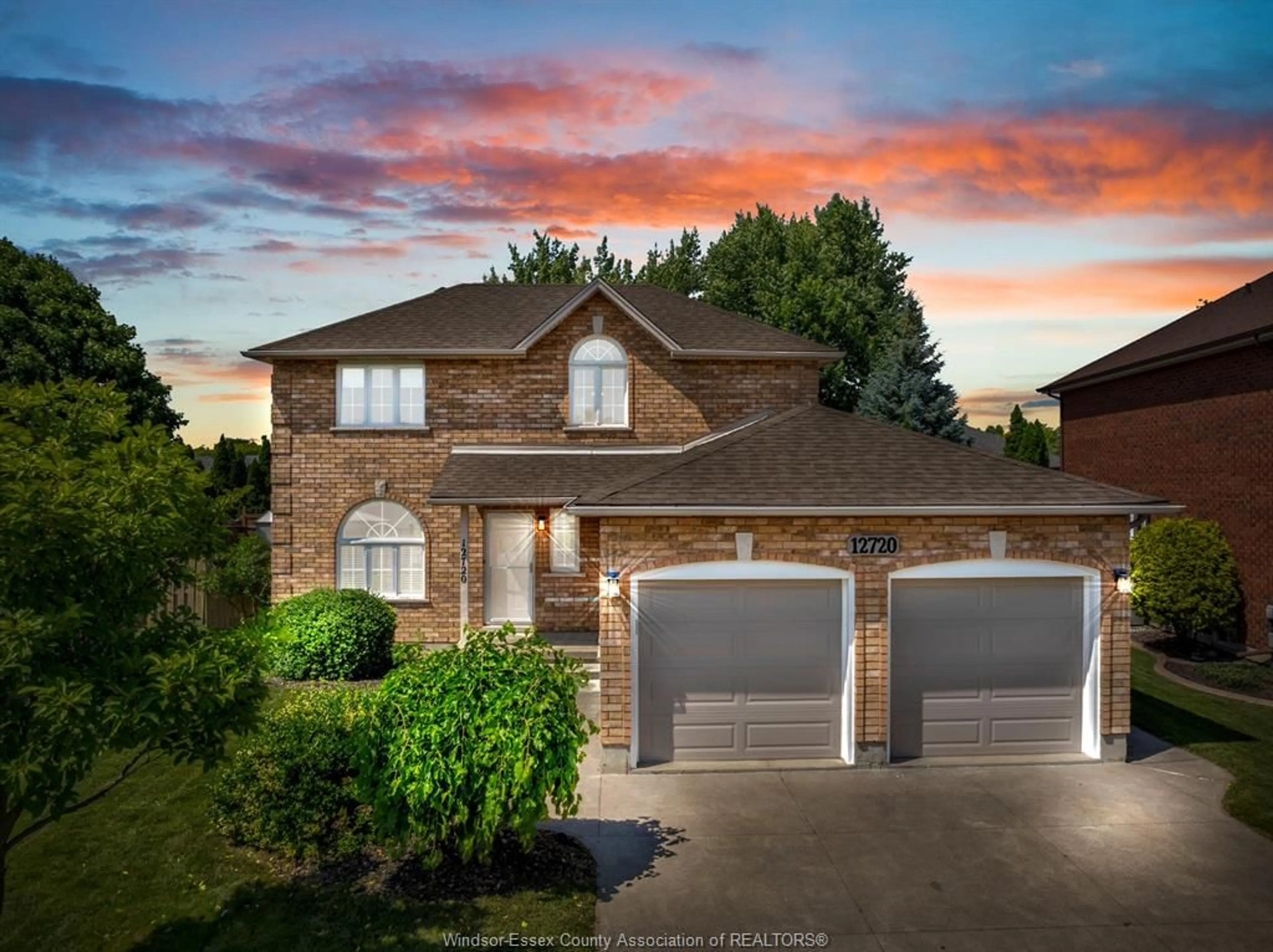 Home with brick exterior material, street for 12720 SHELLY Crt, Tecumseh Ontario N8N 4W8