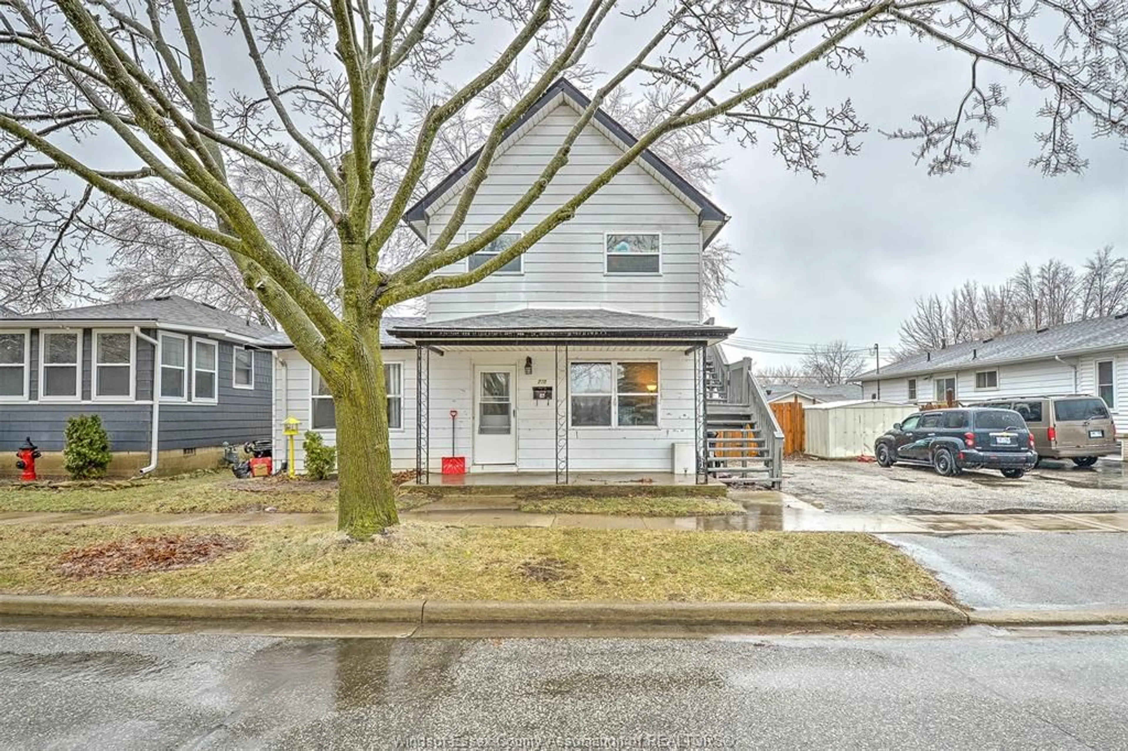 Unknown for 220 BROCK, Amherstburg Ontario N9V 2H2