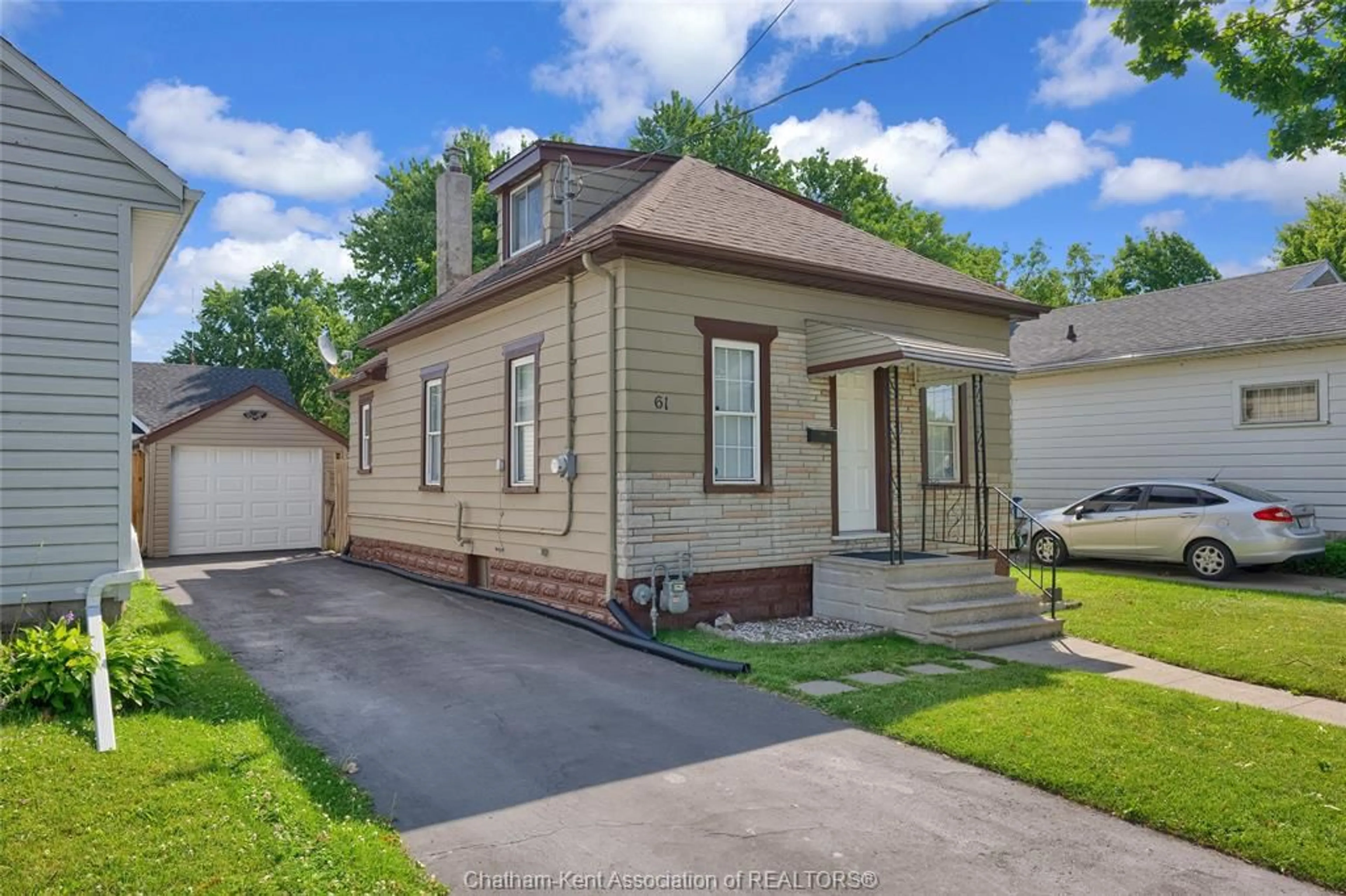 Unknown for 61 Sheldon Ave, Chatham Ontario N7L 3M6