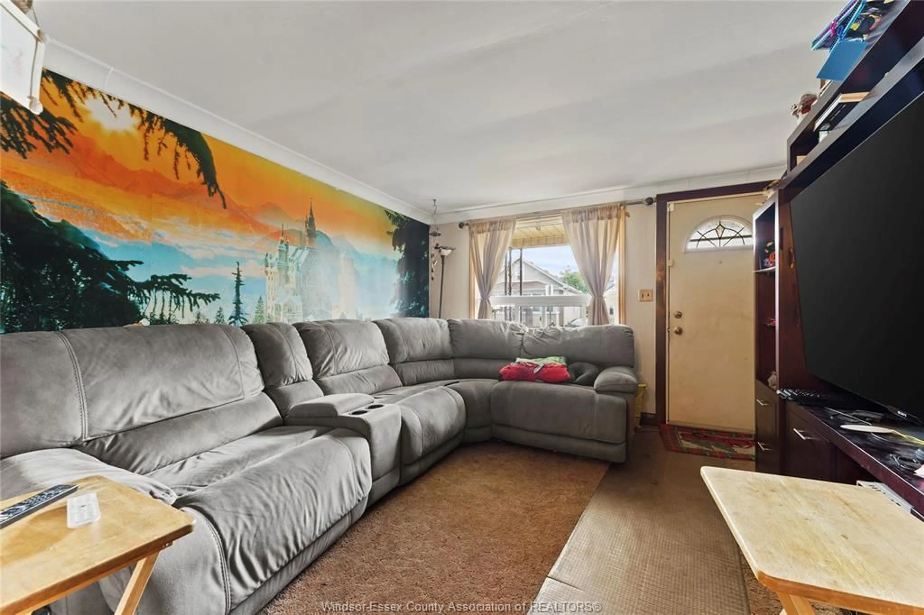Living room with furniture, unknown for 1580 CADILLAC, Windsor Ontario N8Y 2V3