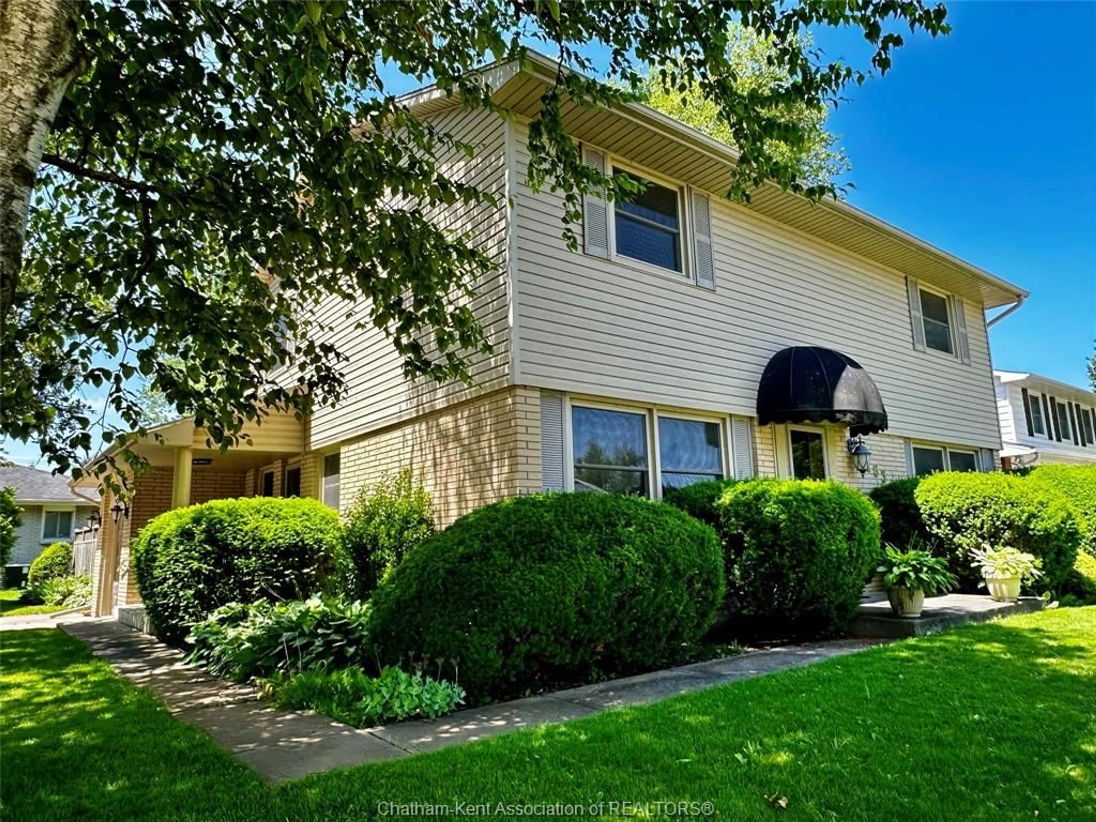 Home with vinyl exterior material, street for 163 Cecile Ave, Chatham Ontario N7M 2C4