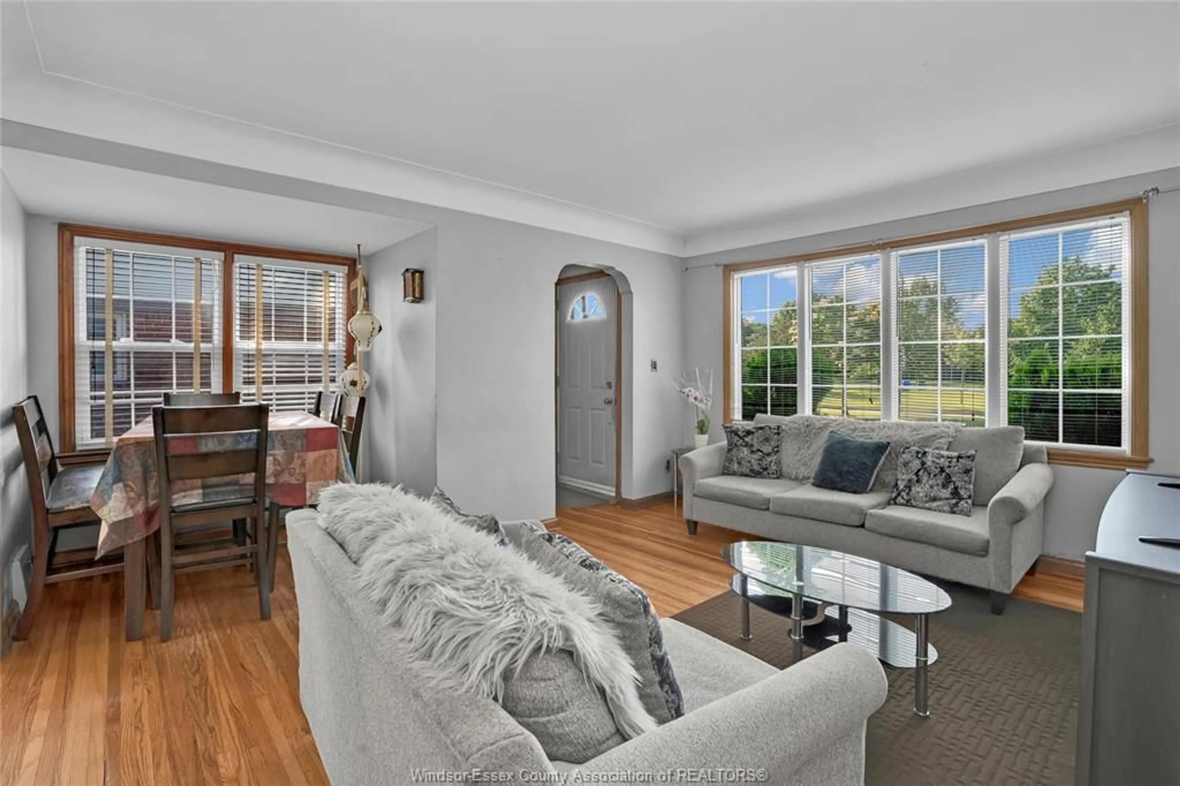 Living room with furniture, unknown for 824 YPRES Ave, Windsor Ontario N8W 1P8