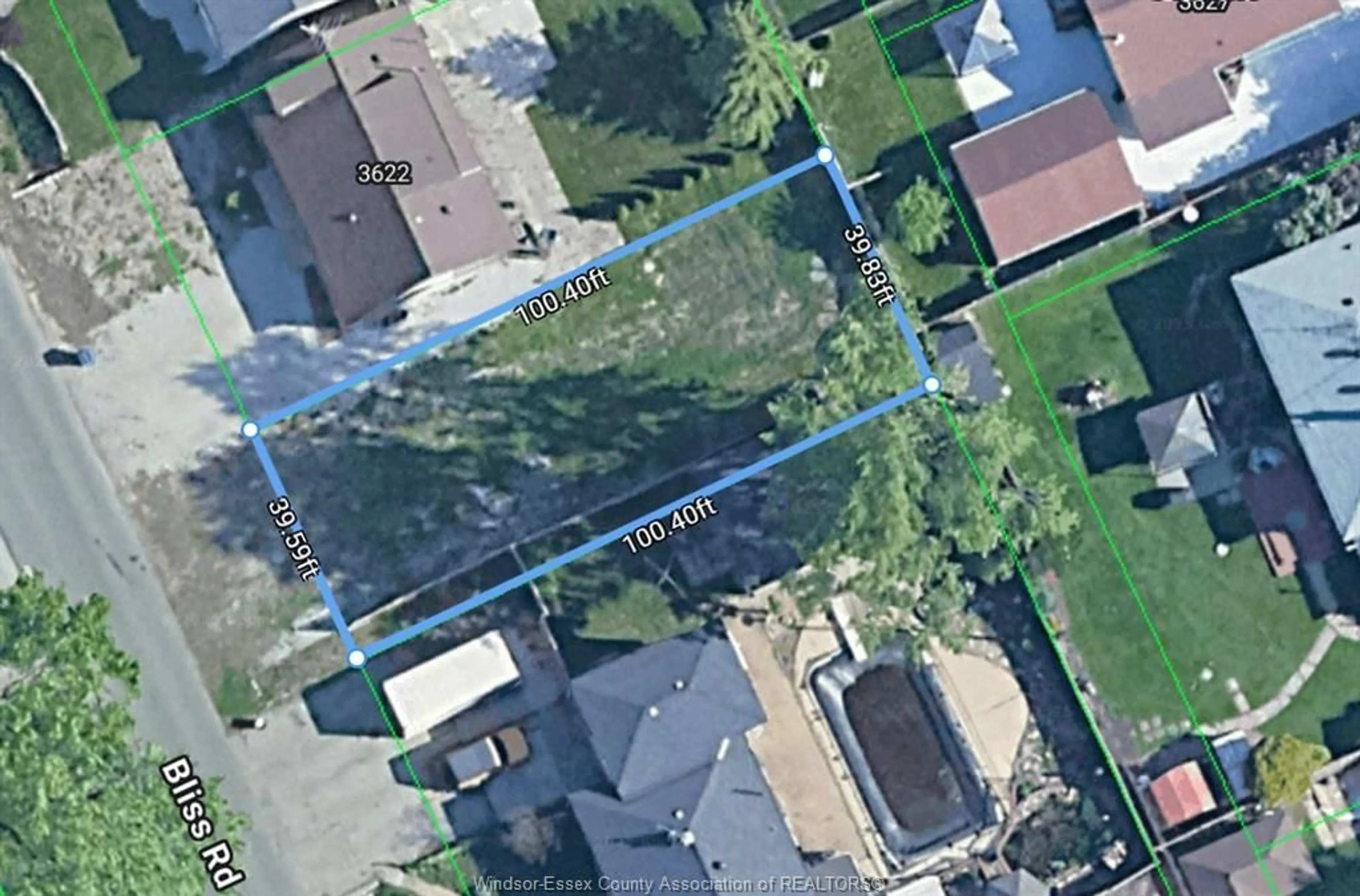 A pic from outside/outdoor area/front of a property/back of a property/a pic from drone, street for 3622 BLISS Rd, Windsor Ontario N8W 3B9