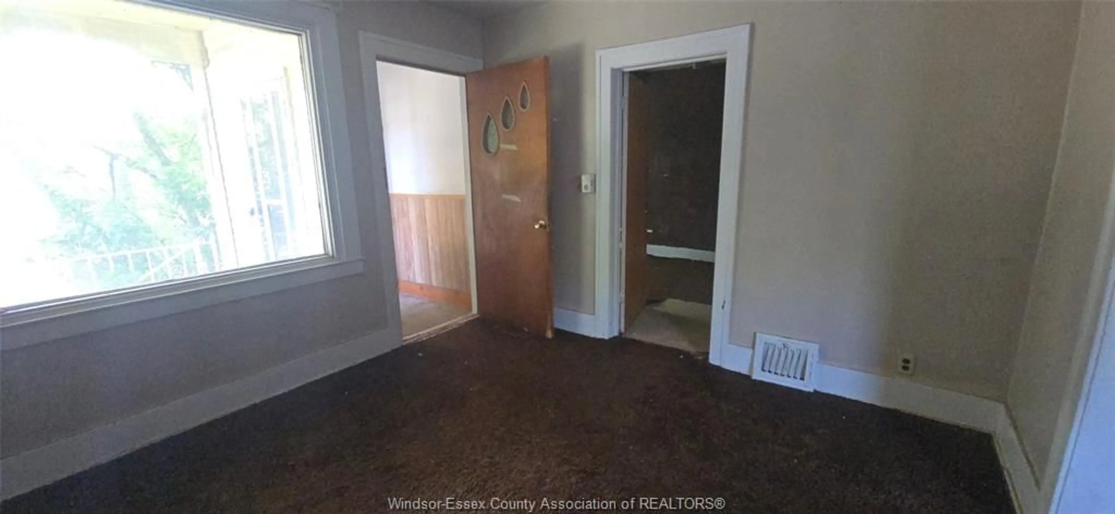 A pic of a room for 1181 WIGLE AVE, Windsor Ontario N9C 3M9