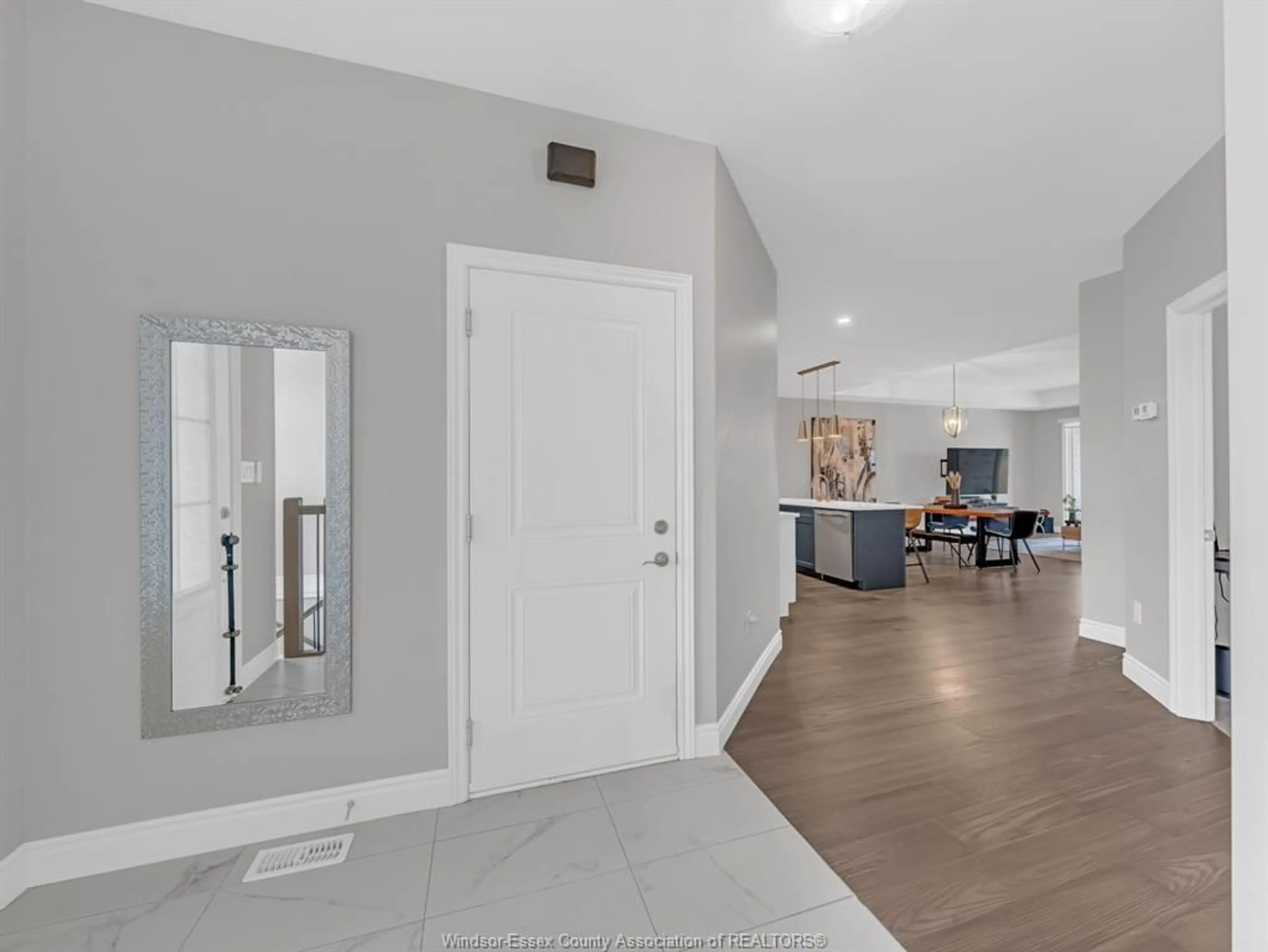 Indoor entryway for 216 MCLELLAN, Amherstburg Ontario N9V 0H1