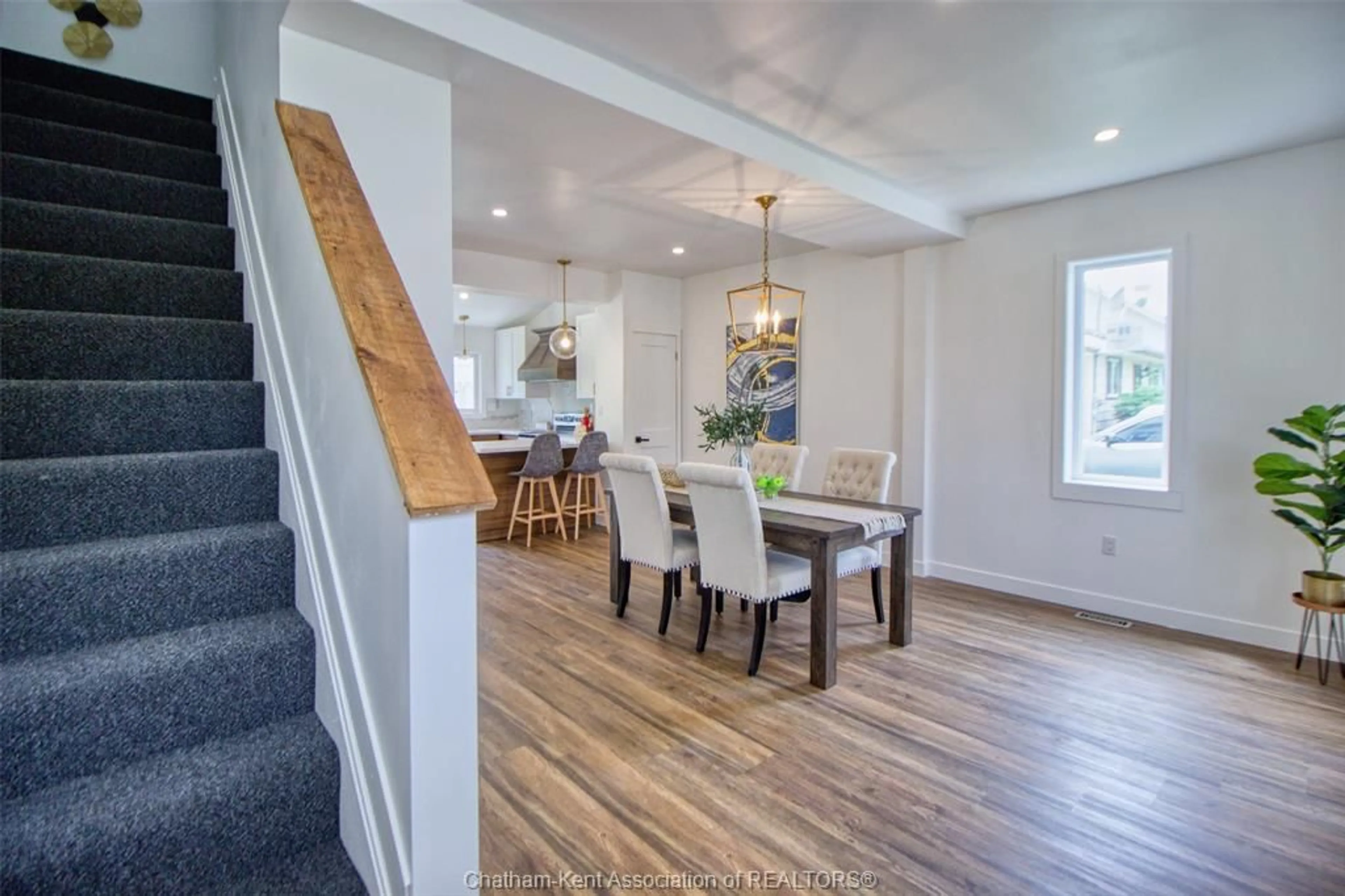 Dining room, wood/laminate floor for 56 King St, Lambton Shores Ontario N0M 2N0