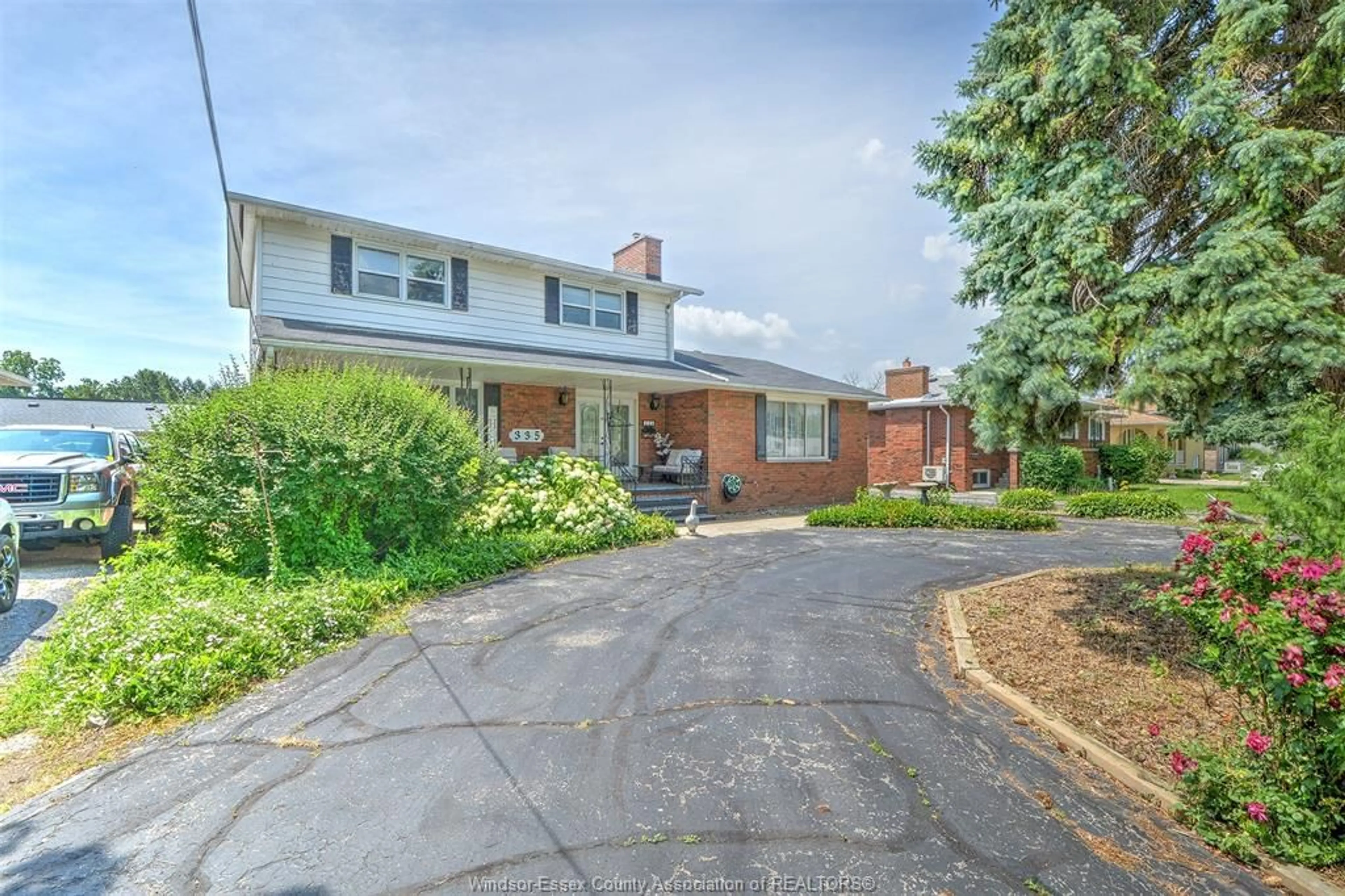 Home with brick exterior material, street for 335 SIMCOE STREET, Amherstburg Ontario N9V 1N1