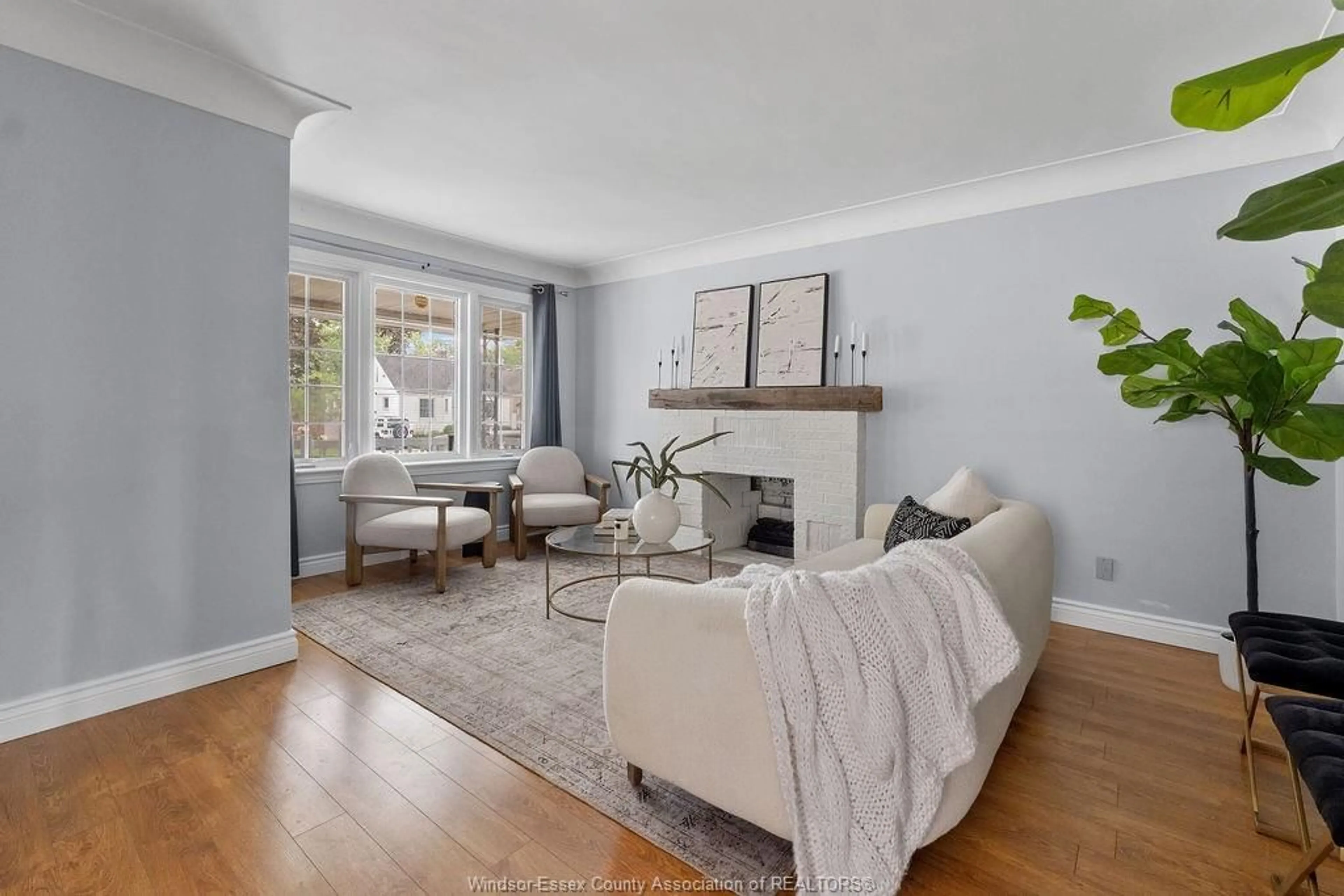 Living room with furniture, unknown for 2381 BERNARD Rd, Windsor Ontario N8W 4R7