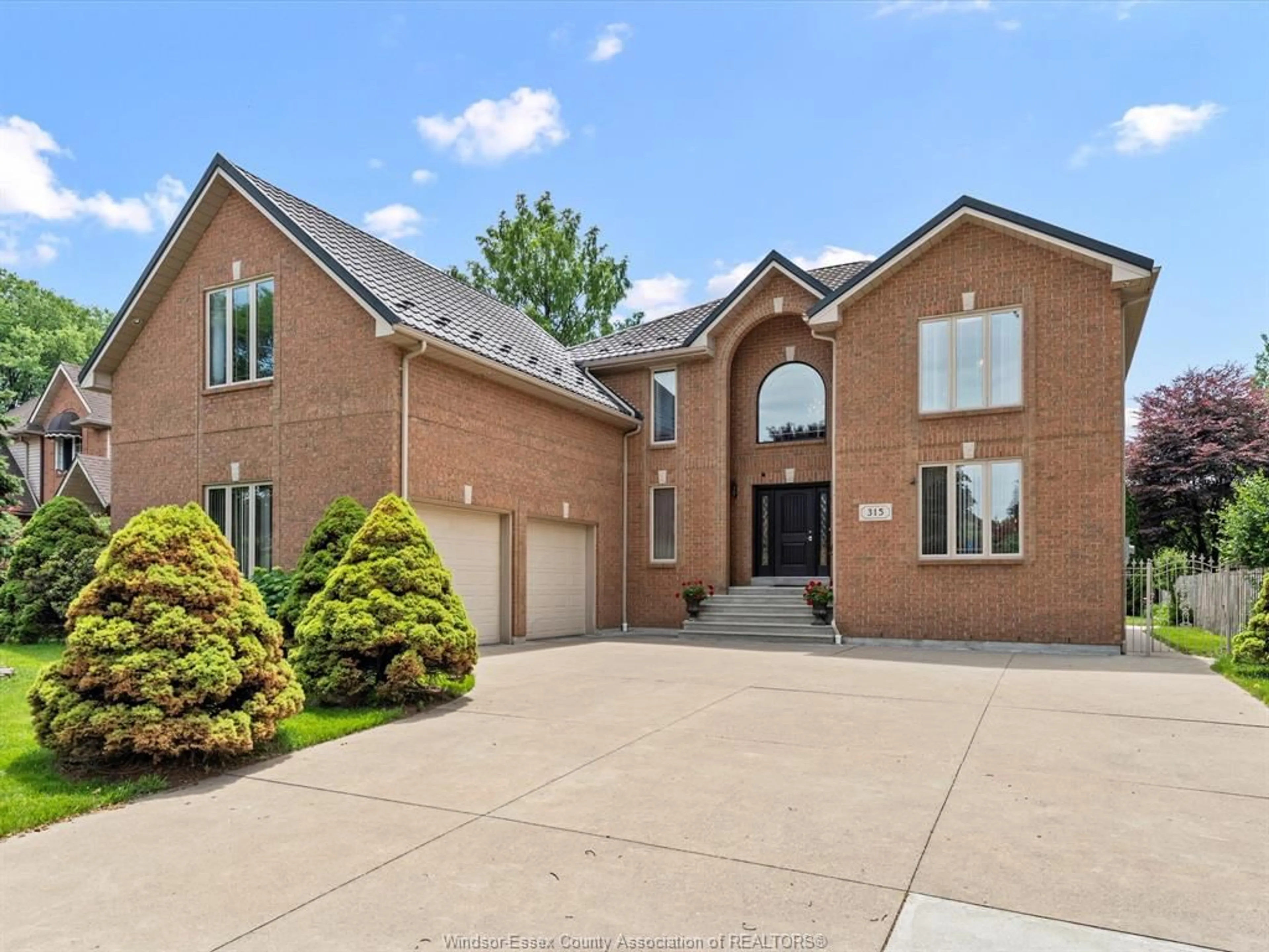 Home with brick exterior material, street for 315 MAJESTIC DRIVE, Lakeshore Ontario N8N 4K9