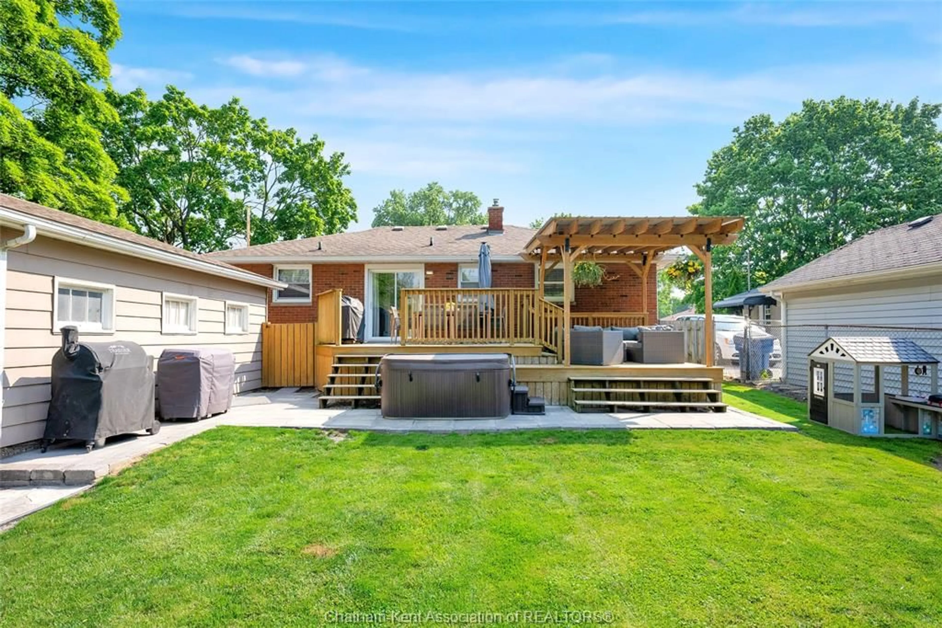 Unknown for 38 Burton Ave, Chatham Ontario N7M 4Z5