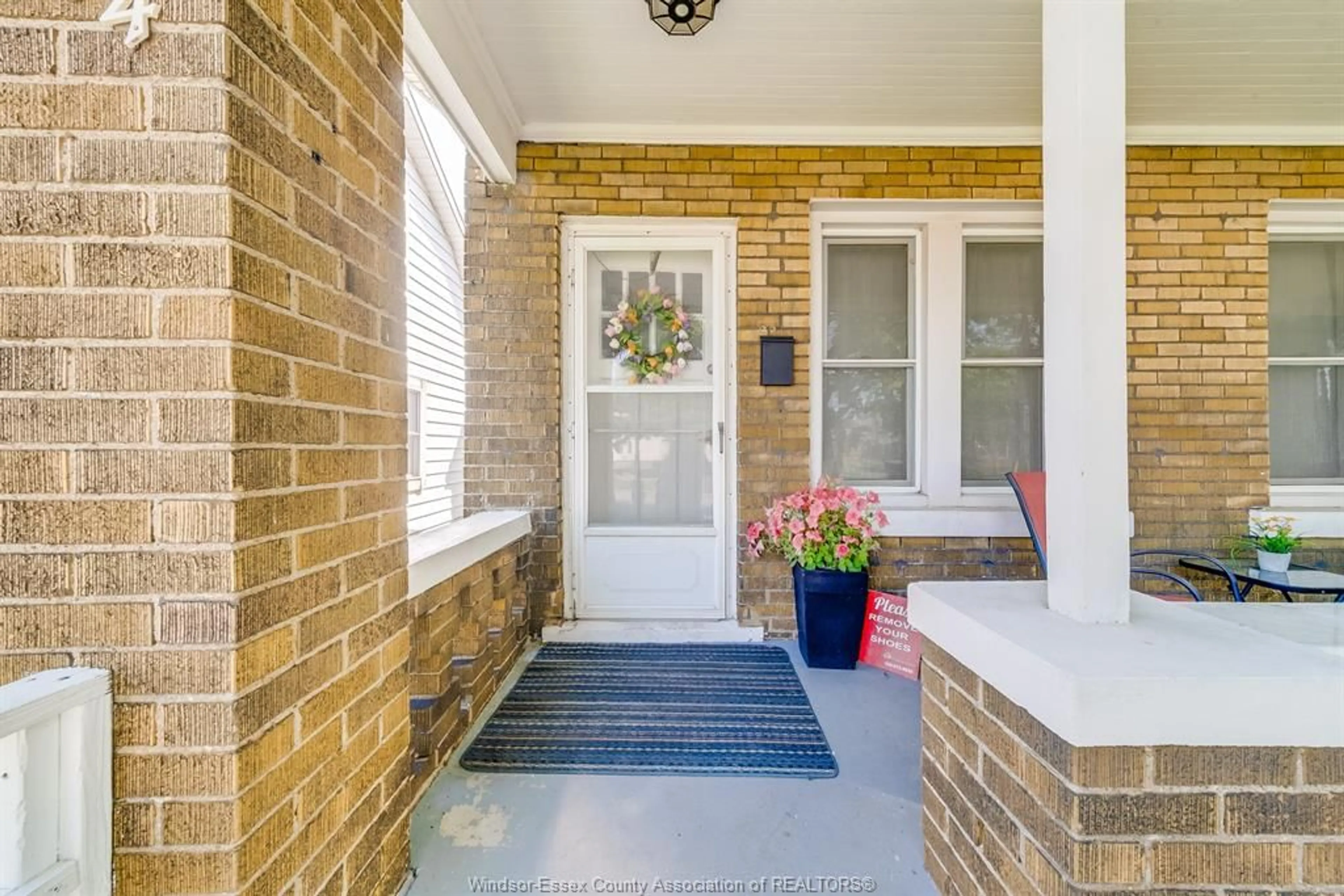 Home with brick exterior material, street for 1694 MERCER, Windsor Ontario N8X 3P7