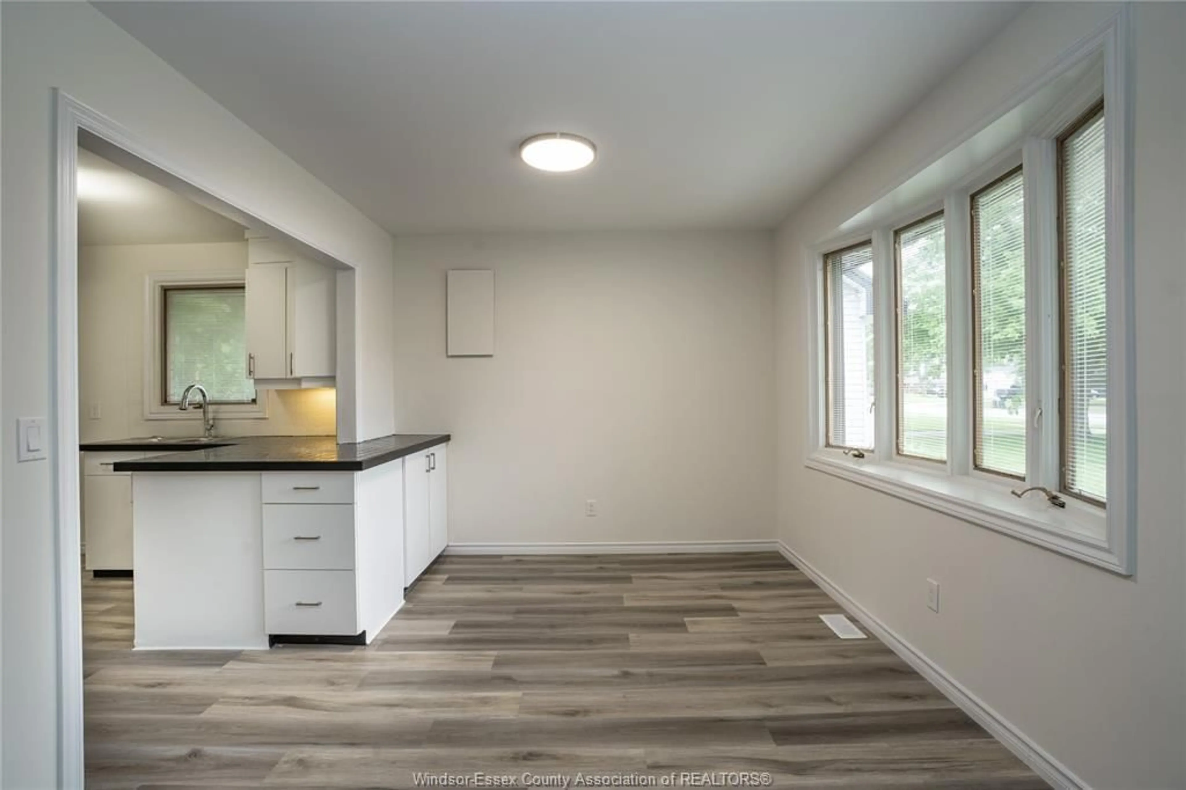 A pic of a room for 554 LESPERANCE Rd, Tecumseh Ontario N8N 1W4