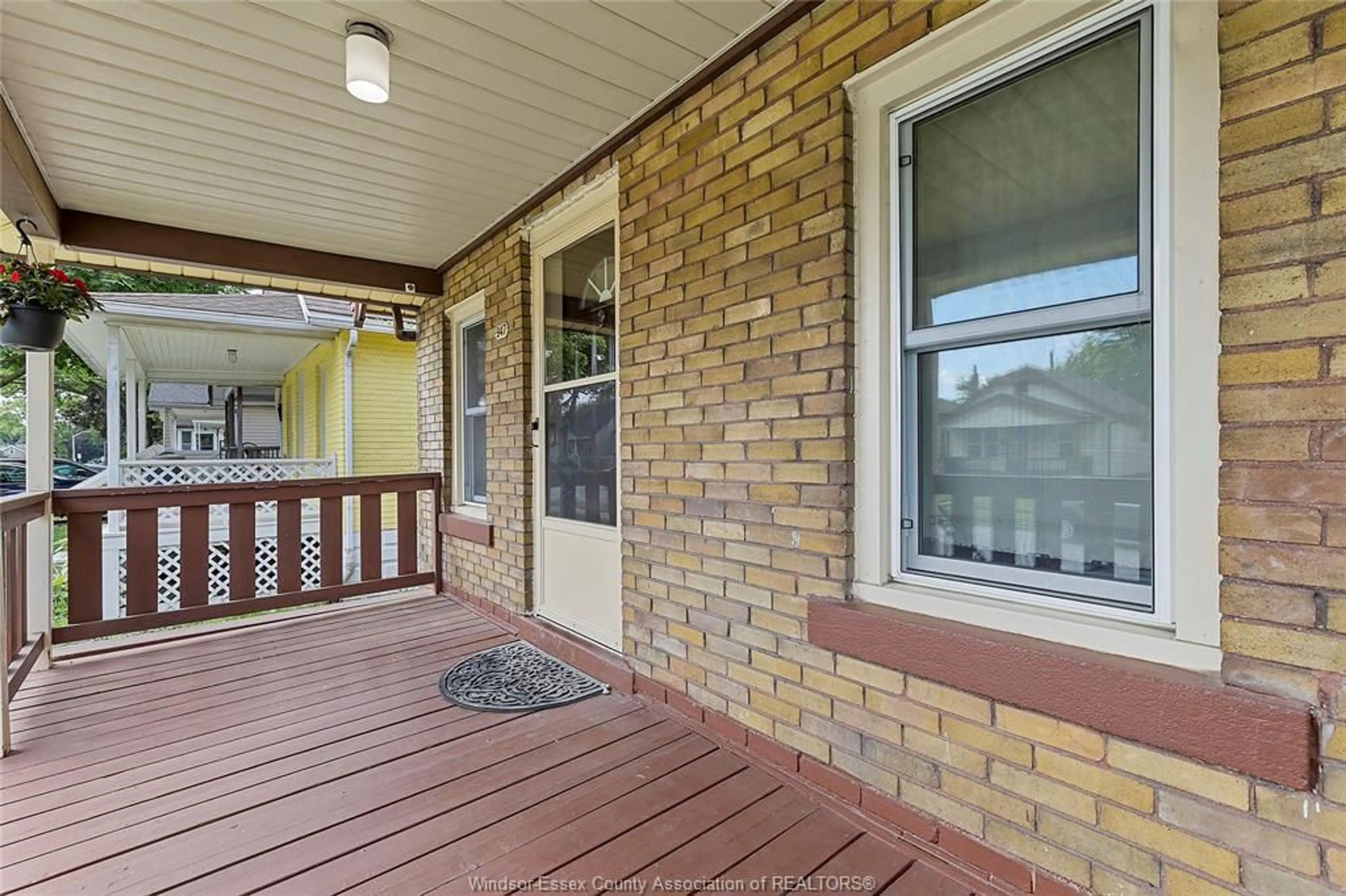 Unknown for 947 JOSEPHINE, Windsor Ontario N9B 2L4