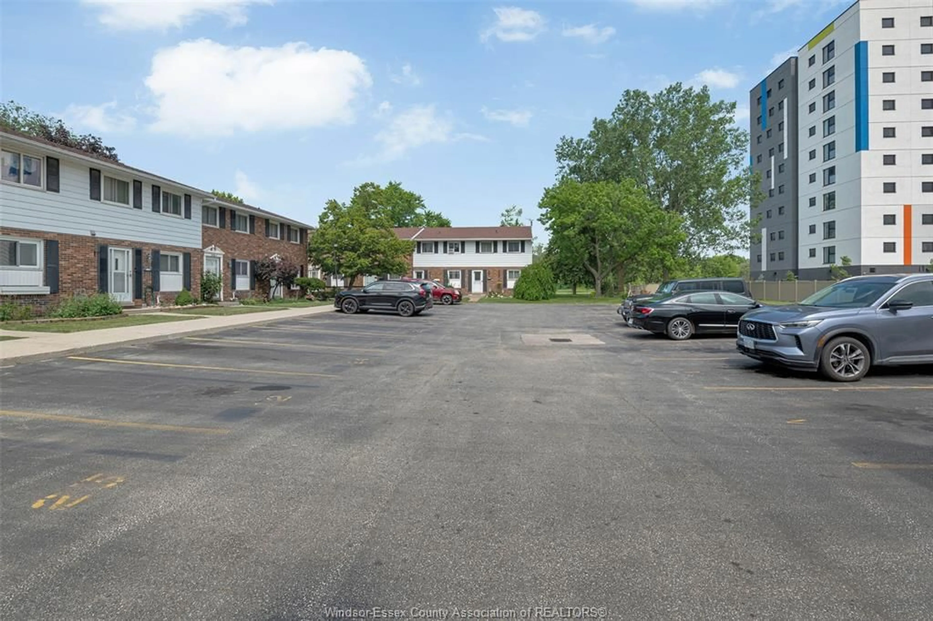 Unknown for 3094 Meadowbrook Lane, Windsor Ontario N8T 3H4