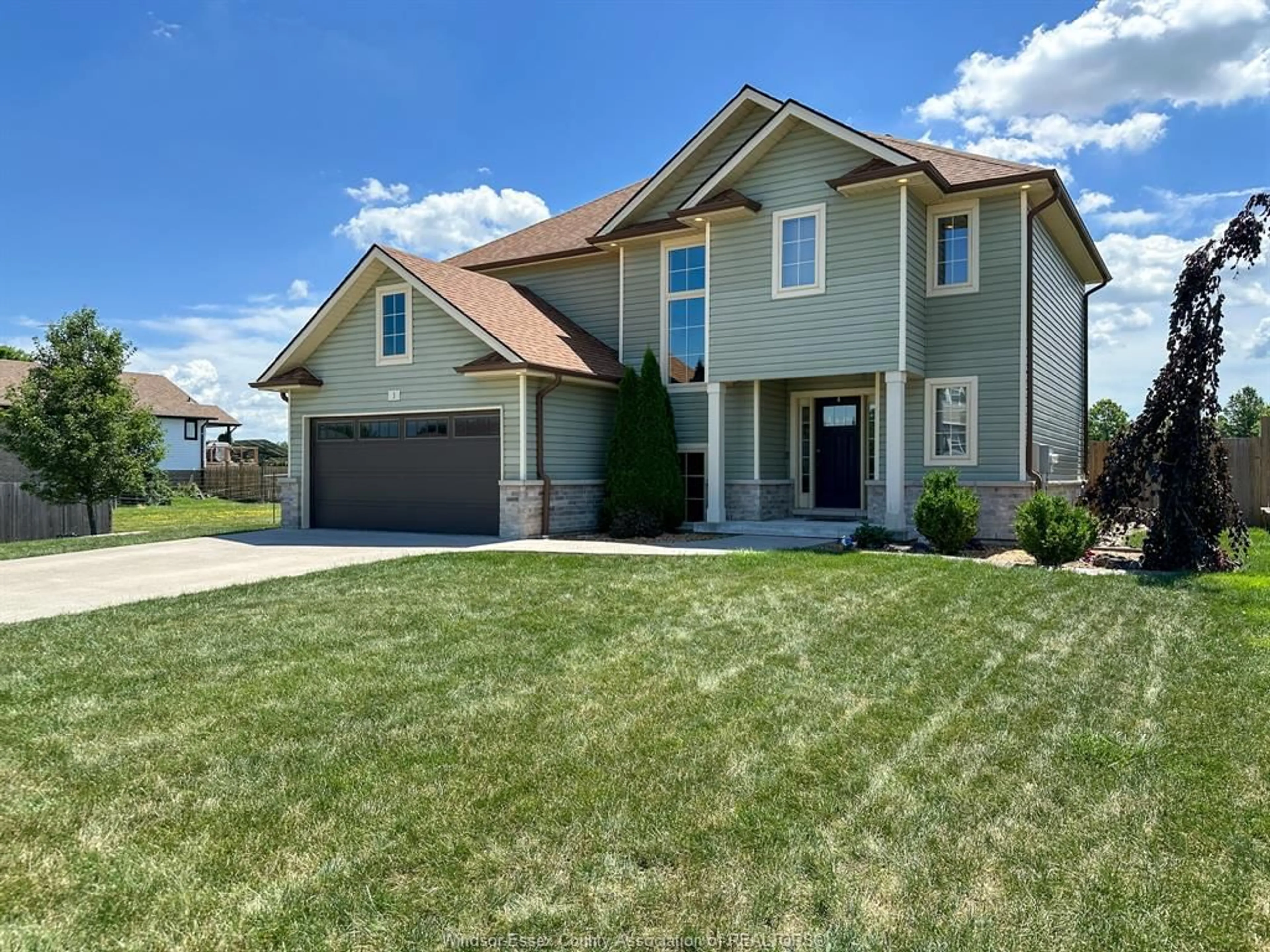 Home with vinyl exterior material, street for 3 JOANEY, Cottam Ontario N0R 1B0