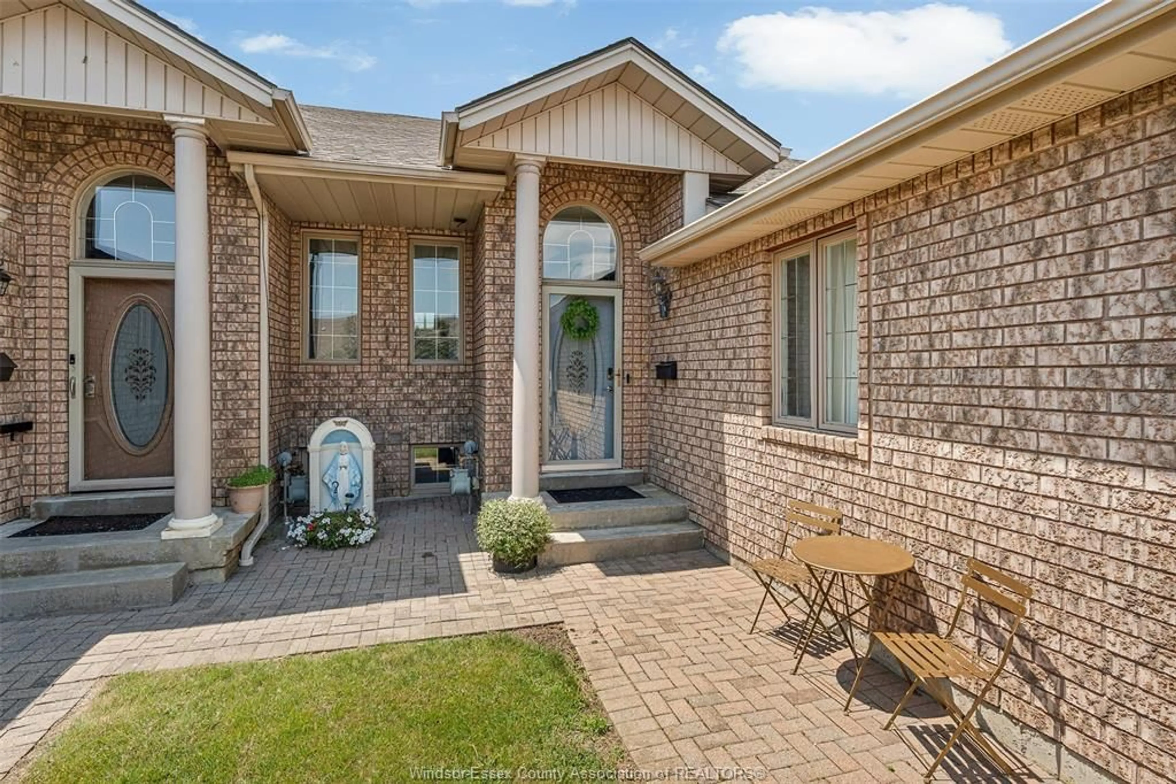 Home with brick exterior material, street for 91 THERESA Trail, Leamington Ontario N8H 5M8