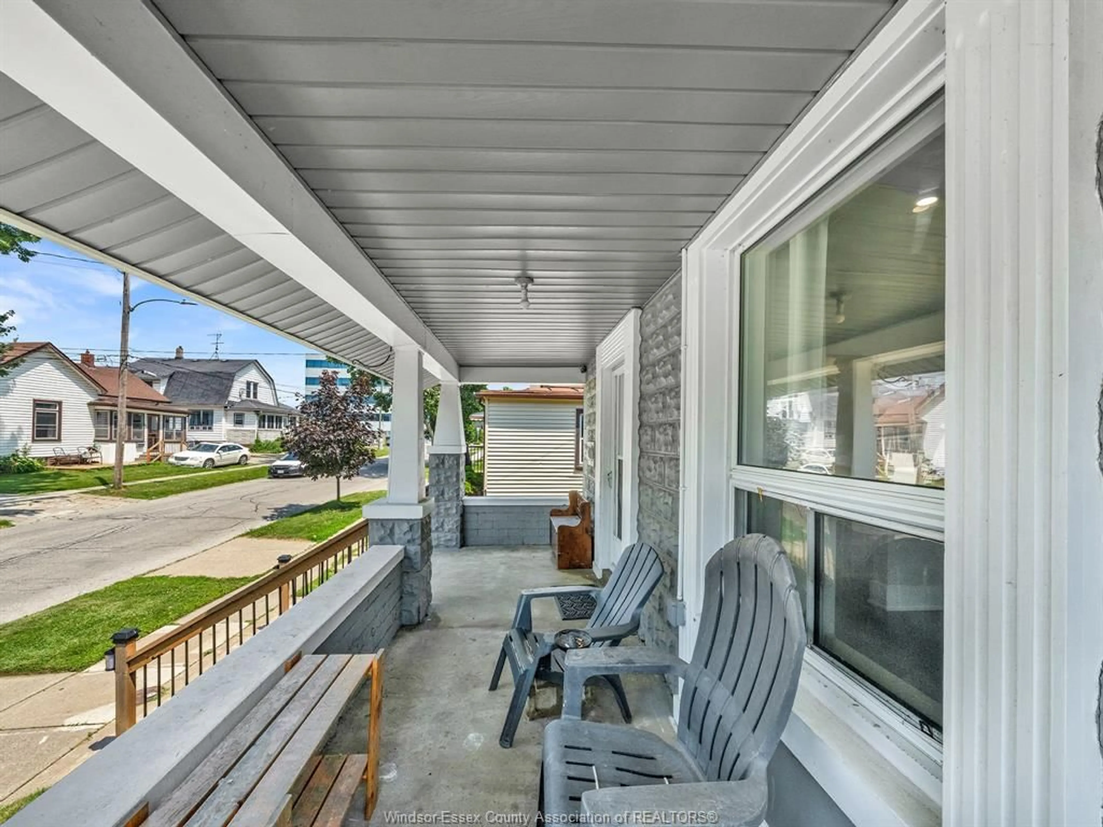Patio, street for 54 Princess St, Leamington Ontario N8H 2Y4
