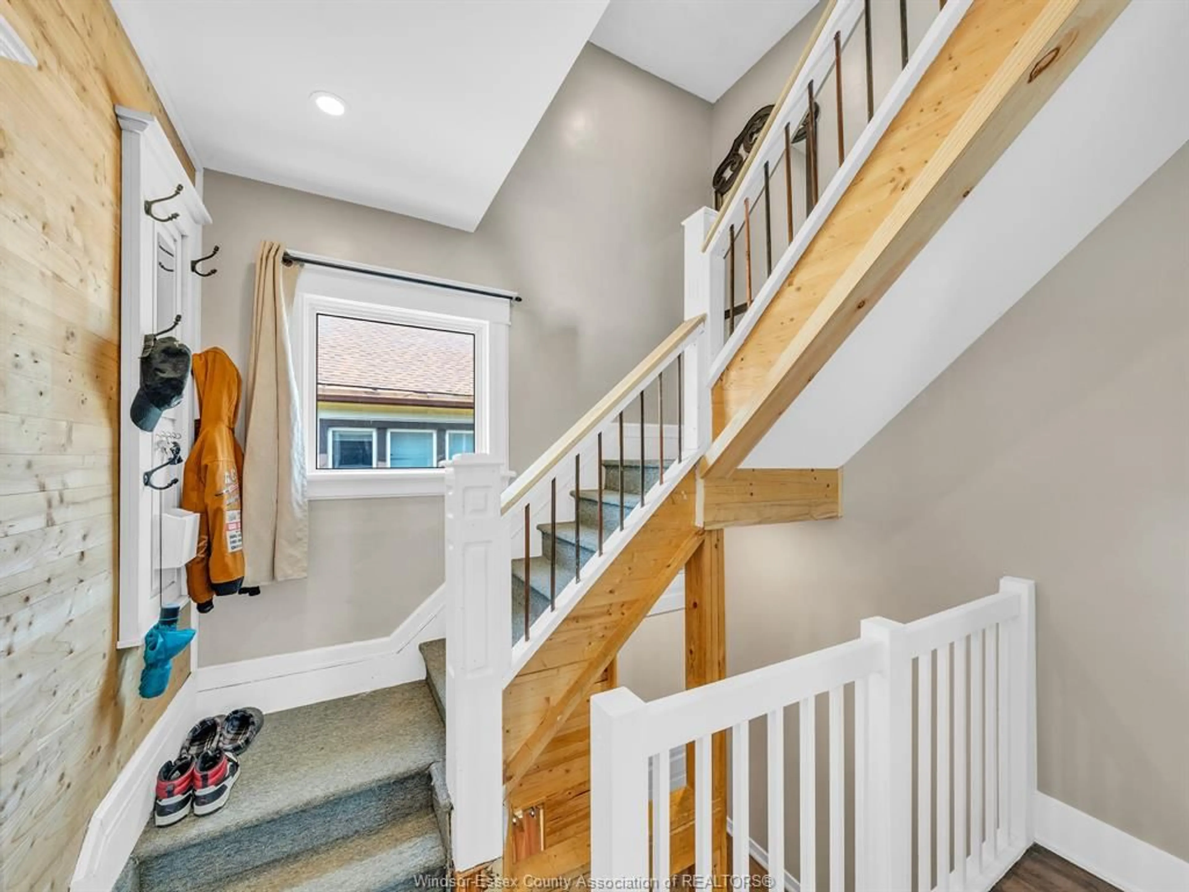 Stairs for 54 Princess St, Leamington Ontario N8H 2Y4