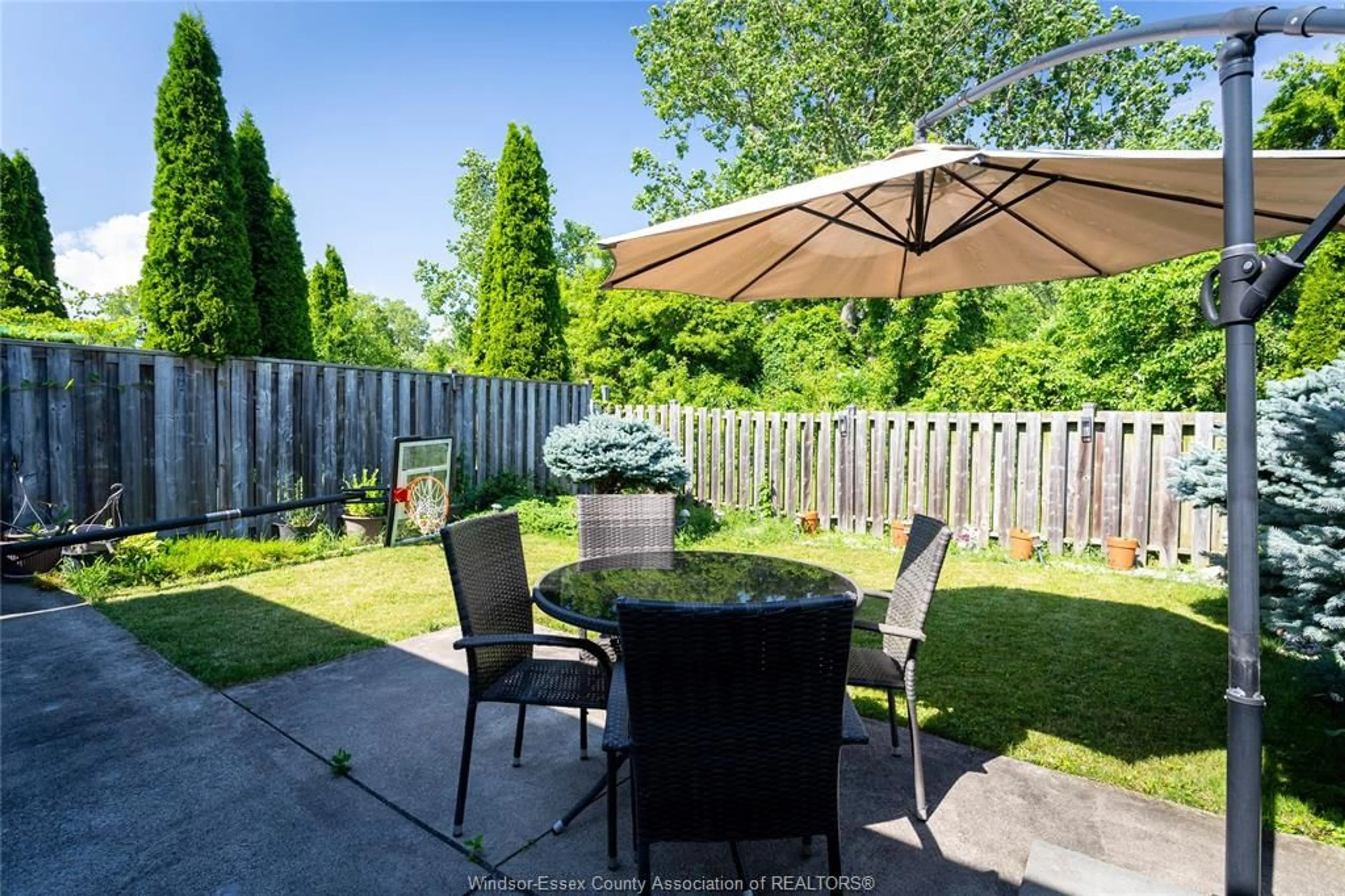 Patio, unknown for 1940 NORTHWAY Ave, Windsor Ontario N9B 0A3