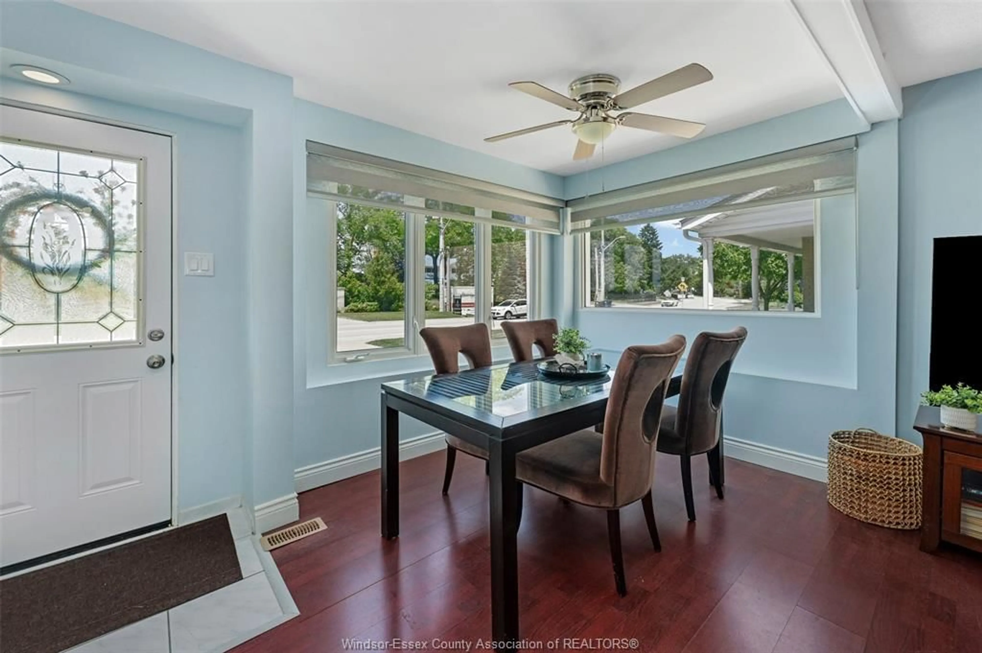 Dining room, unknown for 7045 RIVERSIDE Dr, Windsor Ontario N8S 1C2