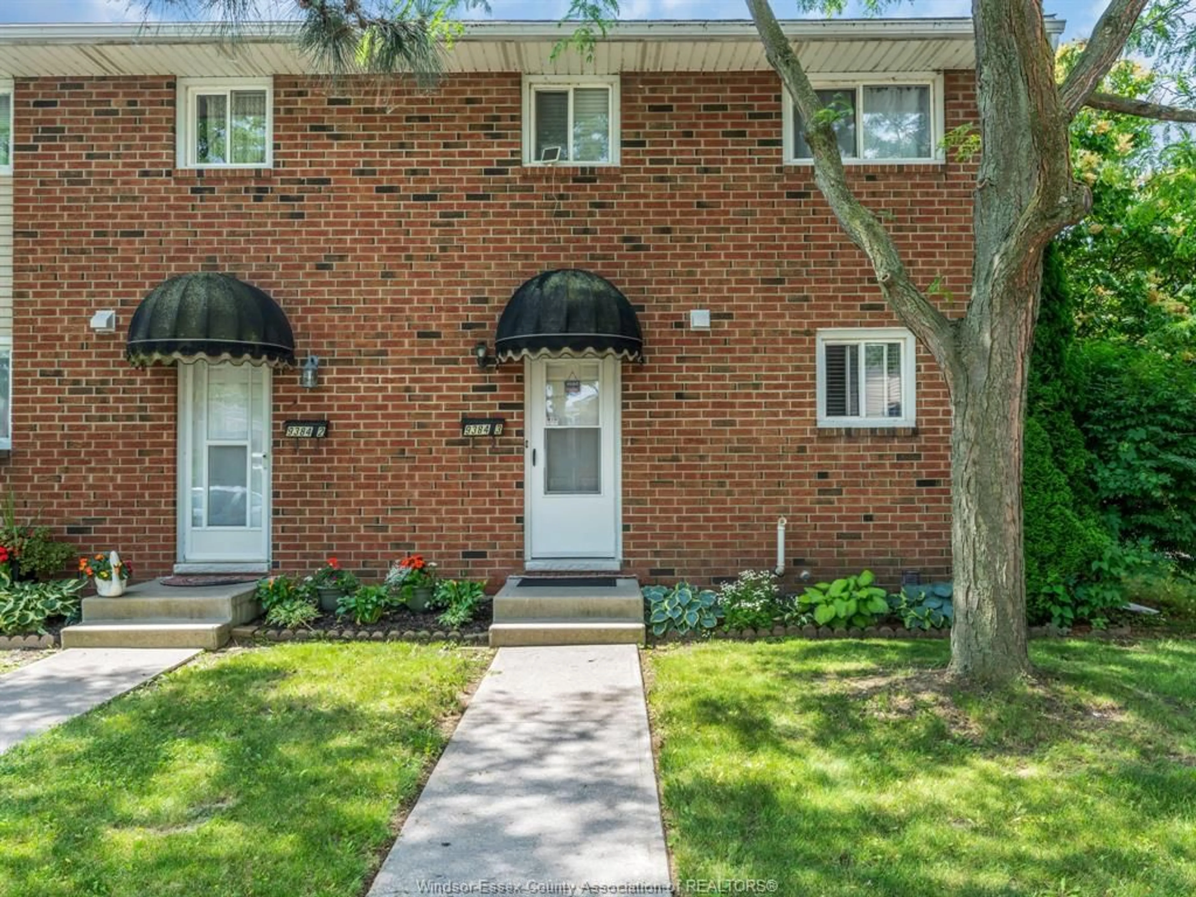 Home with brick exterior material, street for 9384 ESPLANADE #3, Windsor Ontario N8R 2A3
