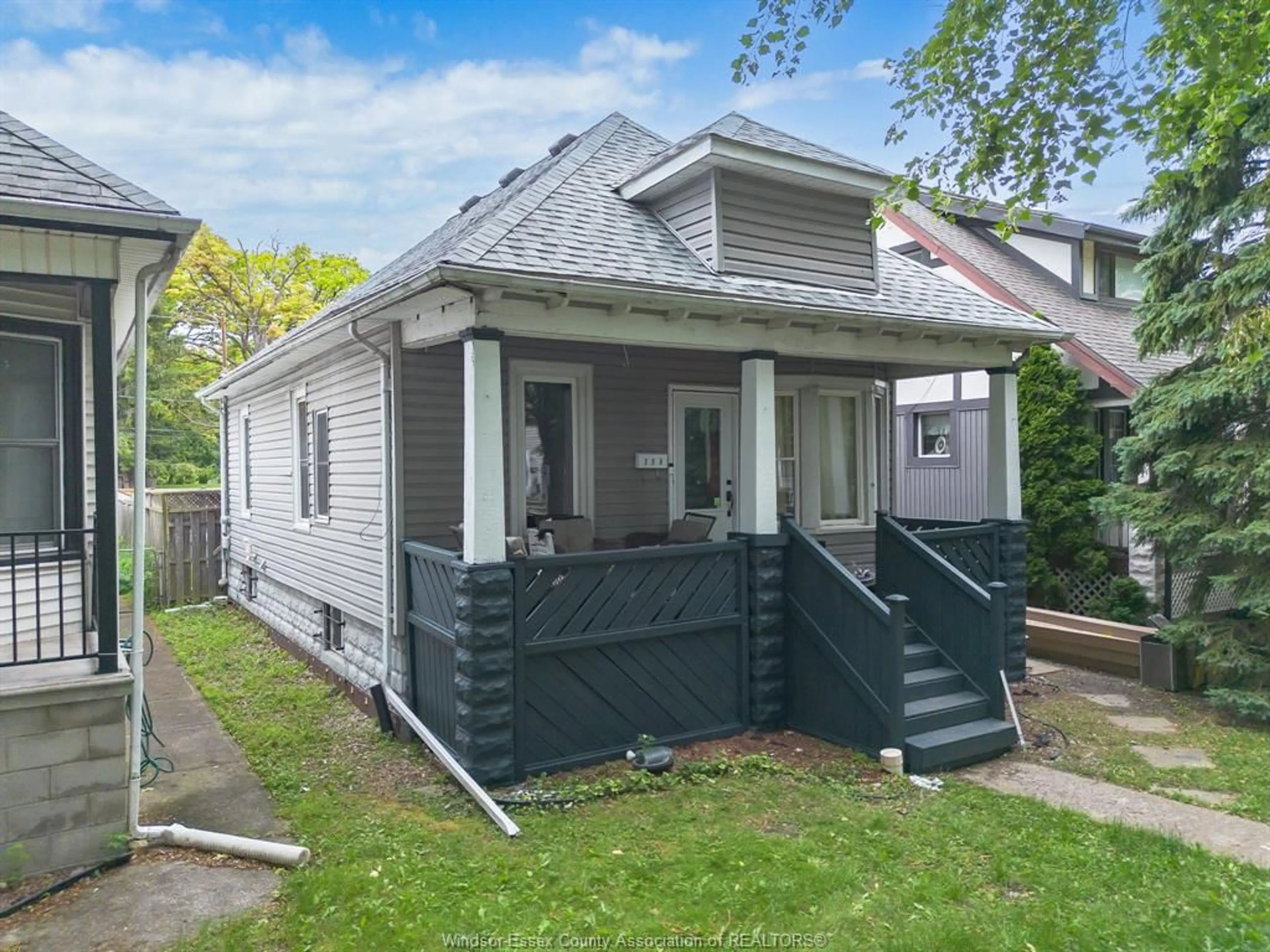 Home with vinyl exterior material, street for 356 CLINTON St, Windsor Ontario N8X 1A6