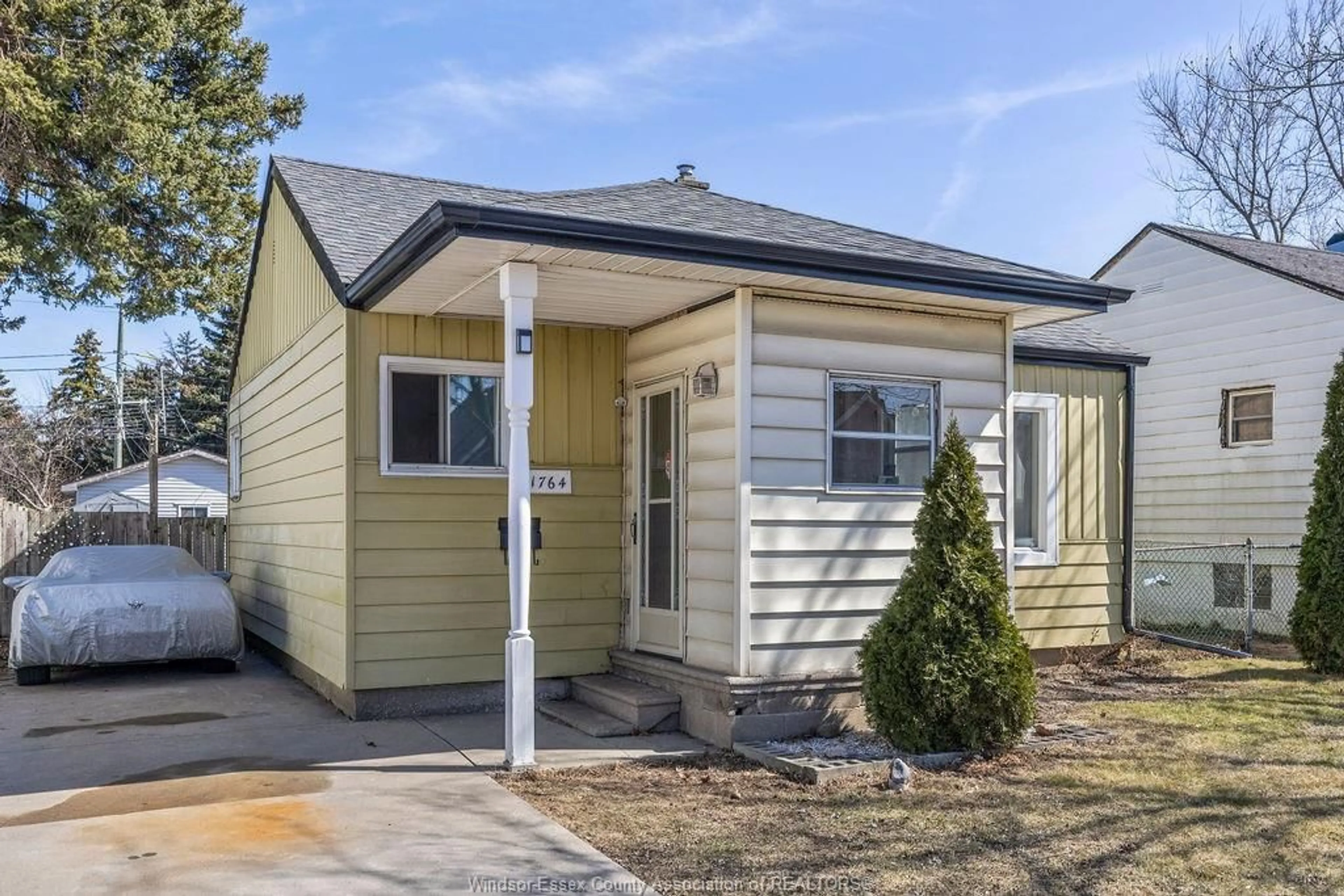 Home with vinyl exterior material, street for 1764 BENJAMIN Ave, Windsor Ontario N8X 4N6