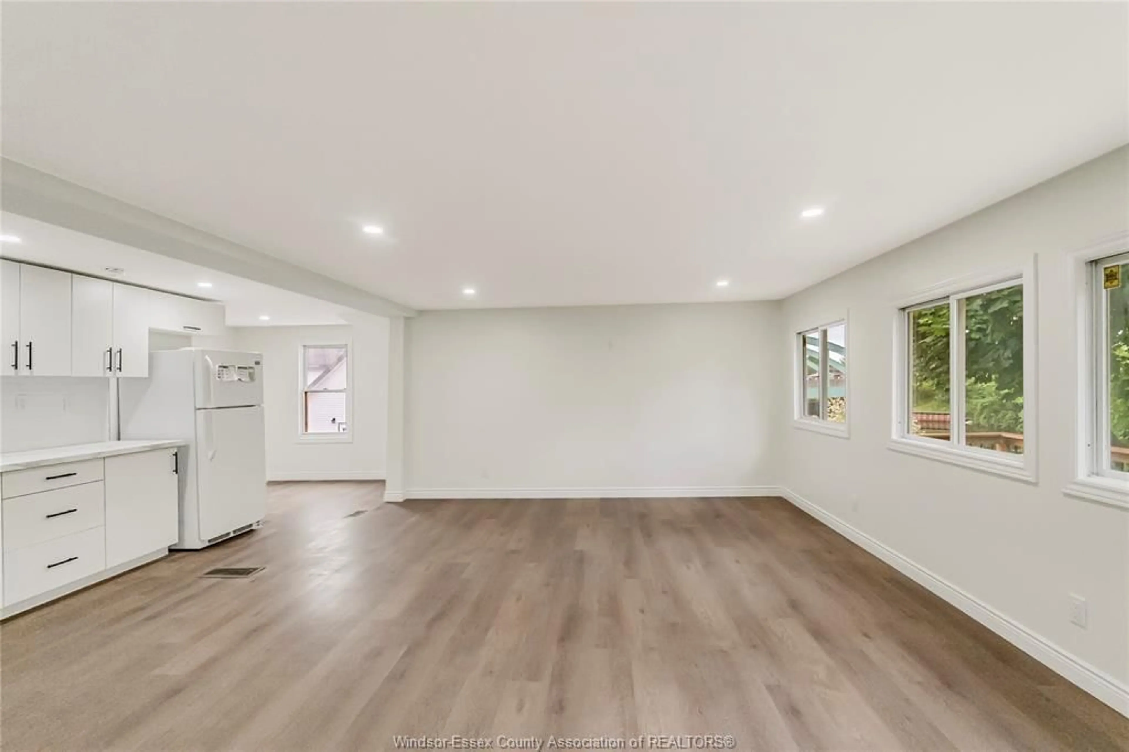 A pic of a room for 834 - 836 RIVERDALE Avenue, Windsor Ontario N8S 4C1