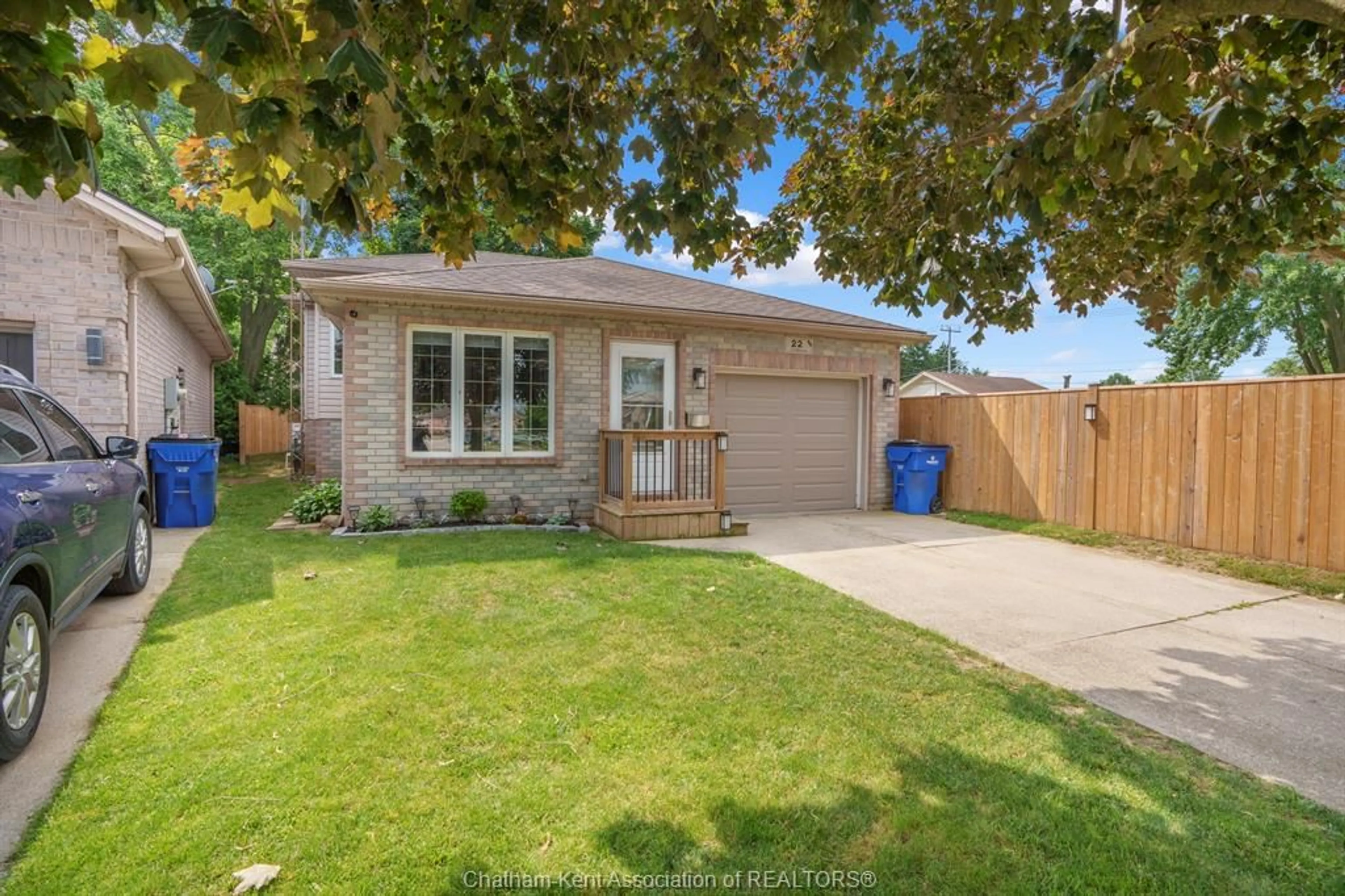 Unknown for 22 Fieldstone Pl, Chatham Ontario N7L 5N1