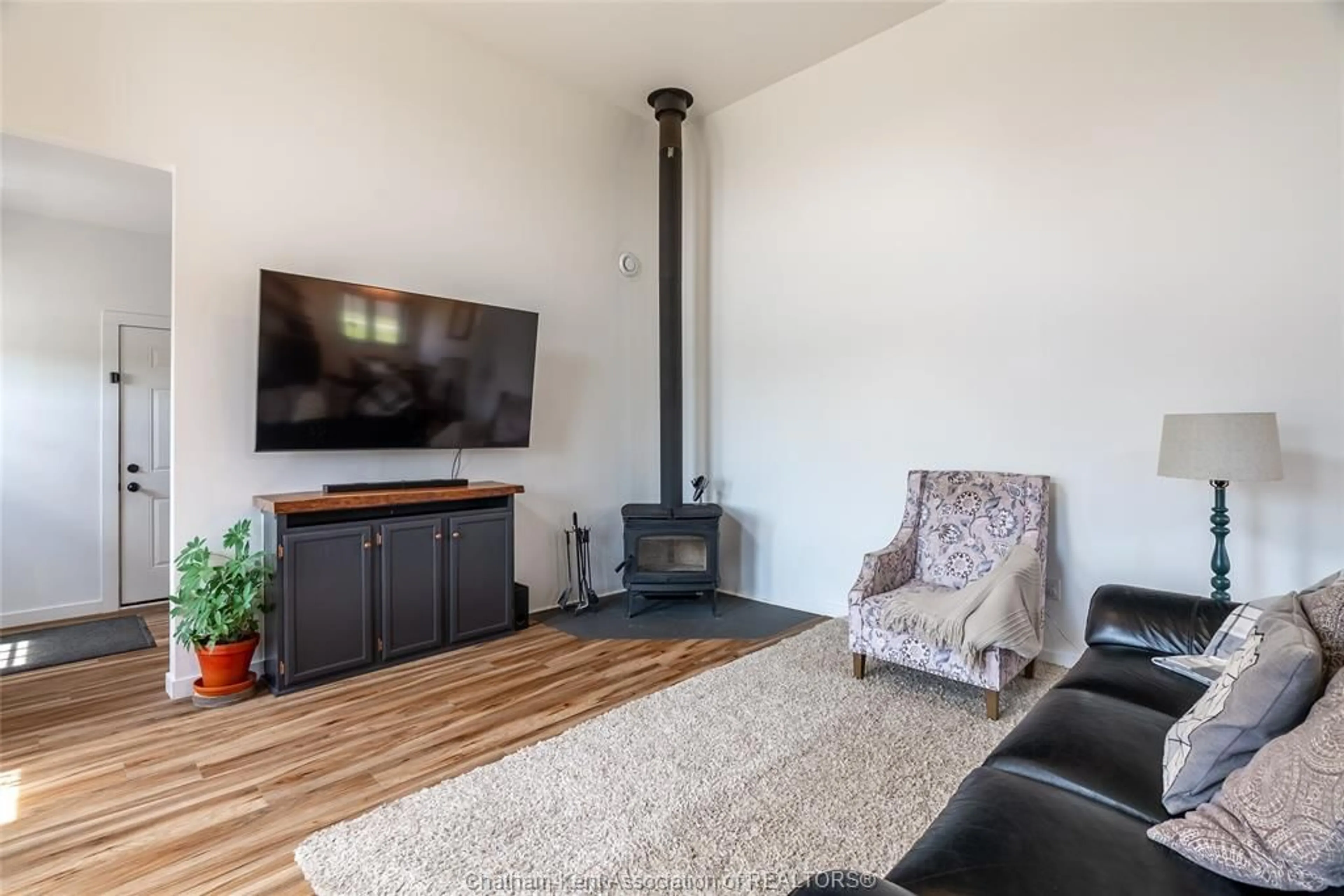 Living room with furniture, unknown for 1357 SMITH FALLS Rd, Bothwell Ontario N0P 1C0