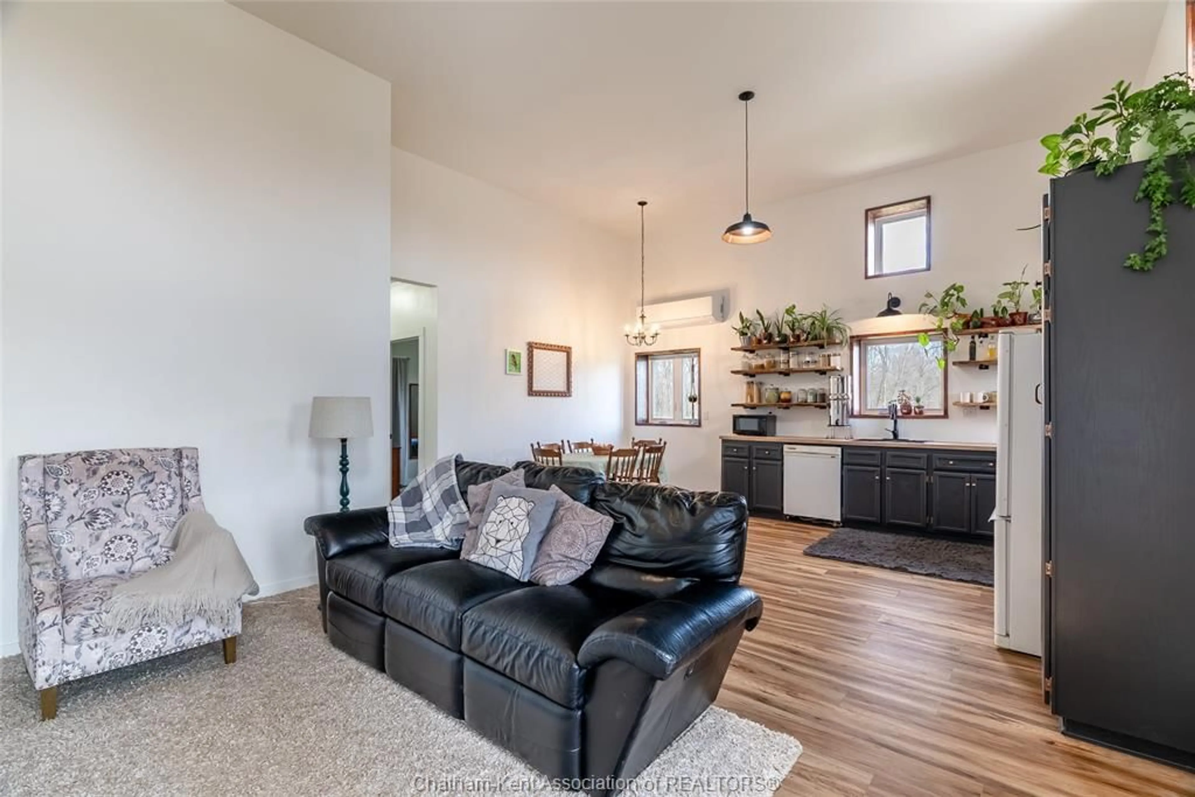 Living room with furniture, unknown for 1357 SMITH FALLS Rd, Bothwell Ontario N0P 1C0