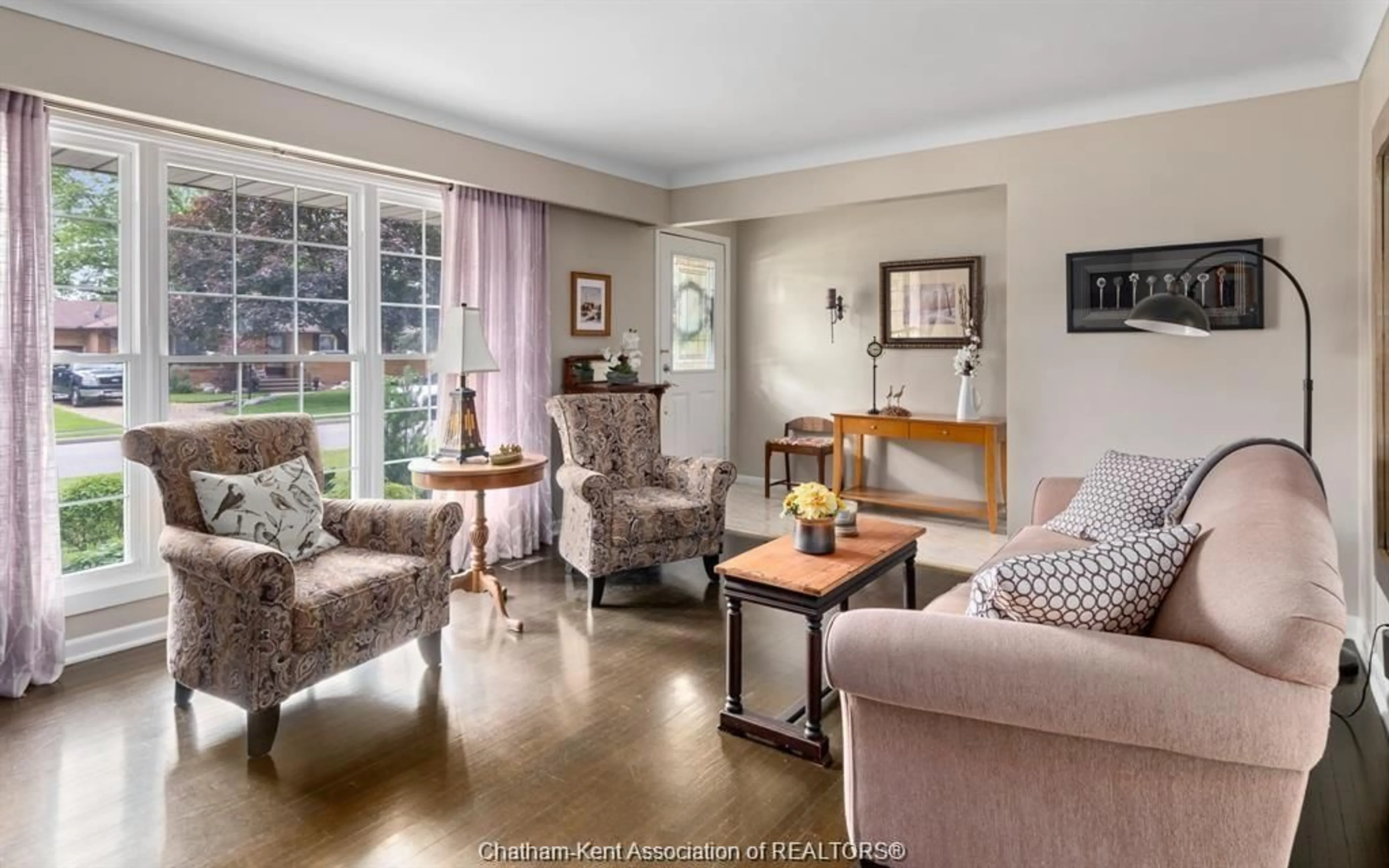 Living room with furniture, unknown for 2896 Radisson Ave, Windsor Ontario N9E 1Y3