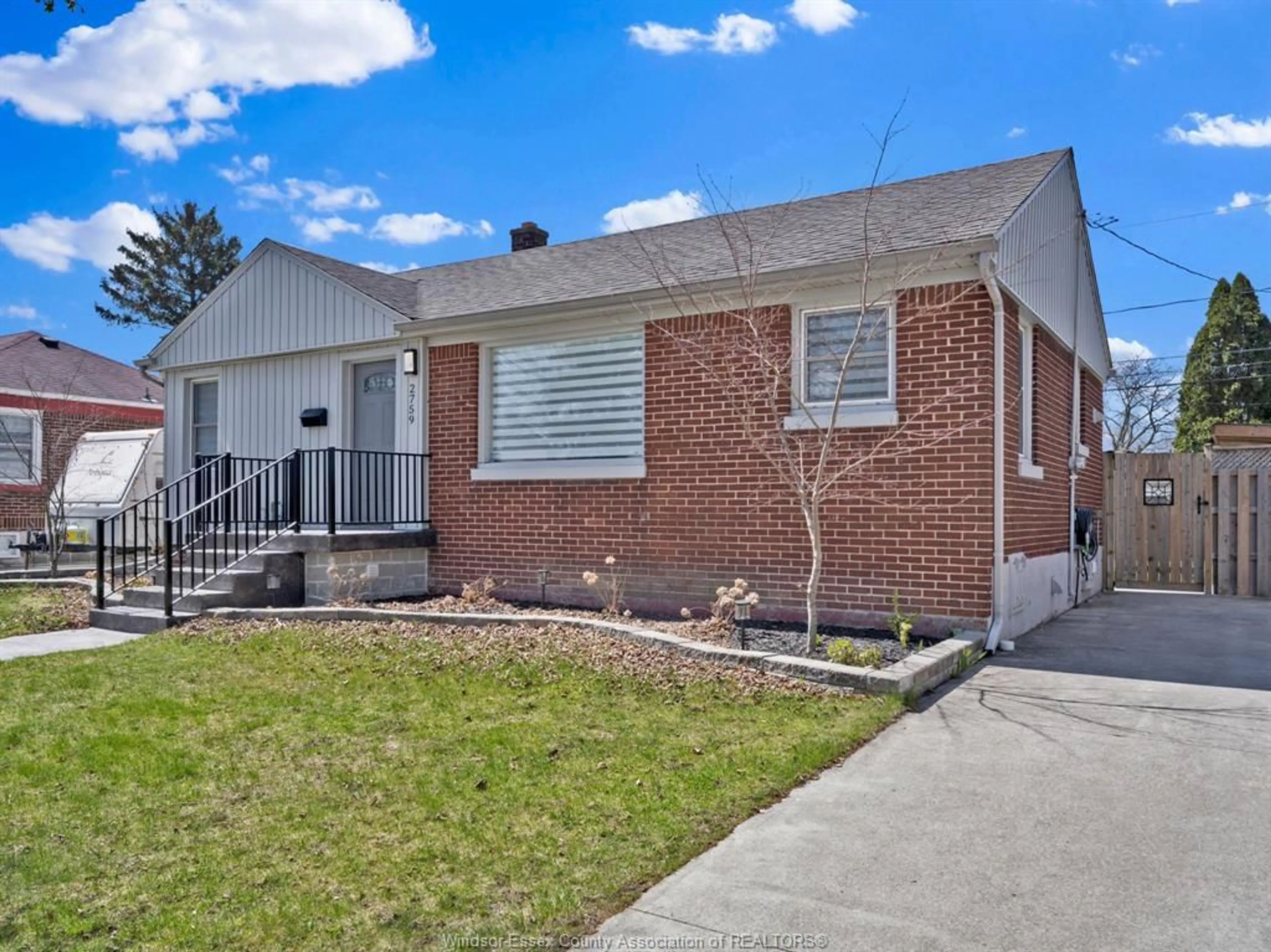 Home with brick exterior material, street for 2759 RANDOLPH Ave, Windsor Ontario N9E 3E1