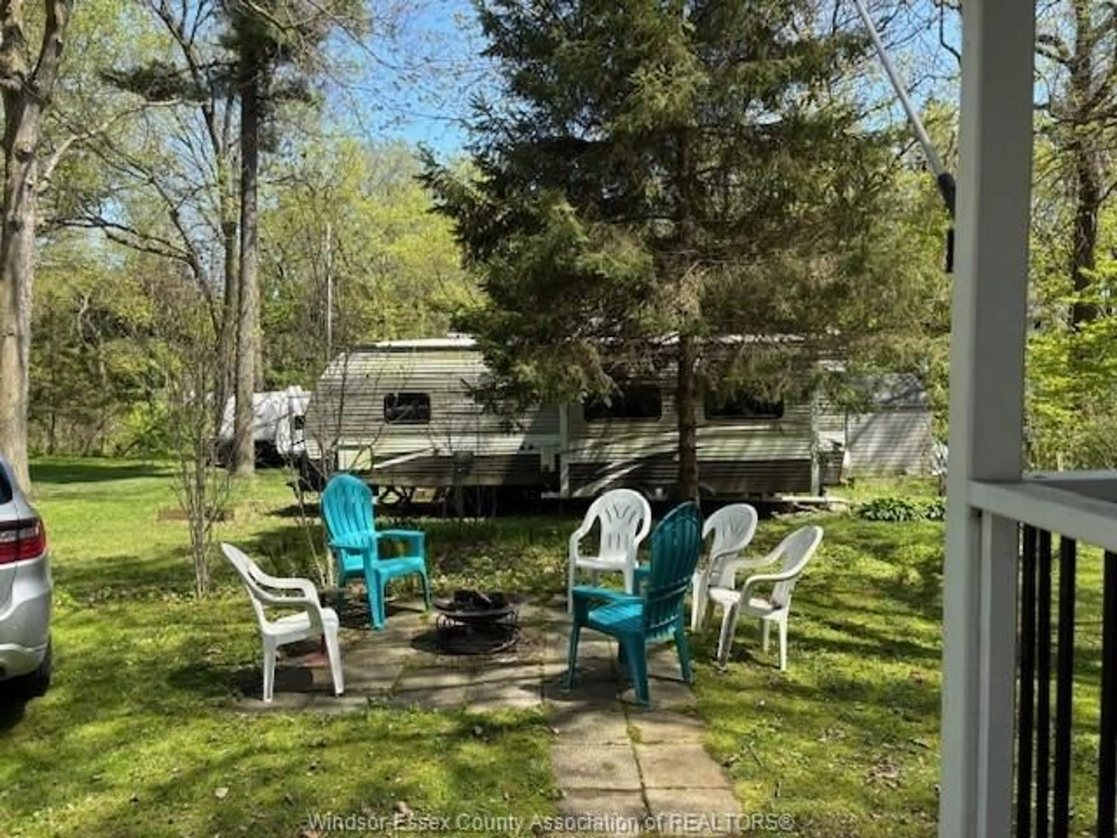 Patio, unknown for 445 COUNTY ROAD 50 #5, Harrow Ontario N0R 1G0
