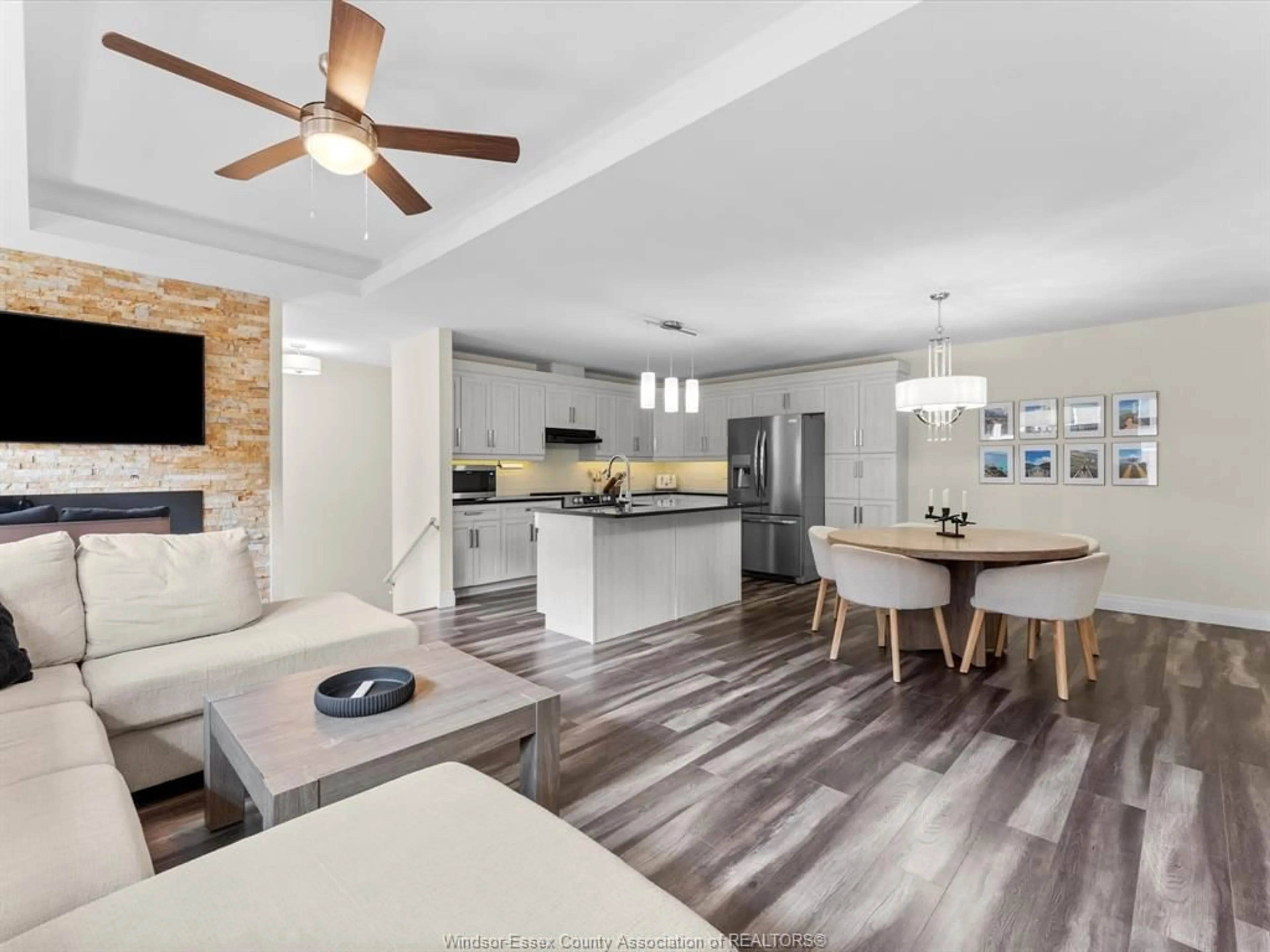 Open concept kitchen, unknown for 21 WOODLAND, Kingsville Ontario N9Y 0A9