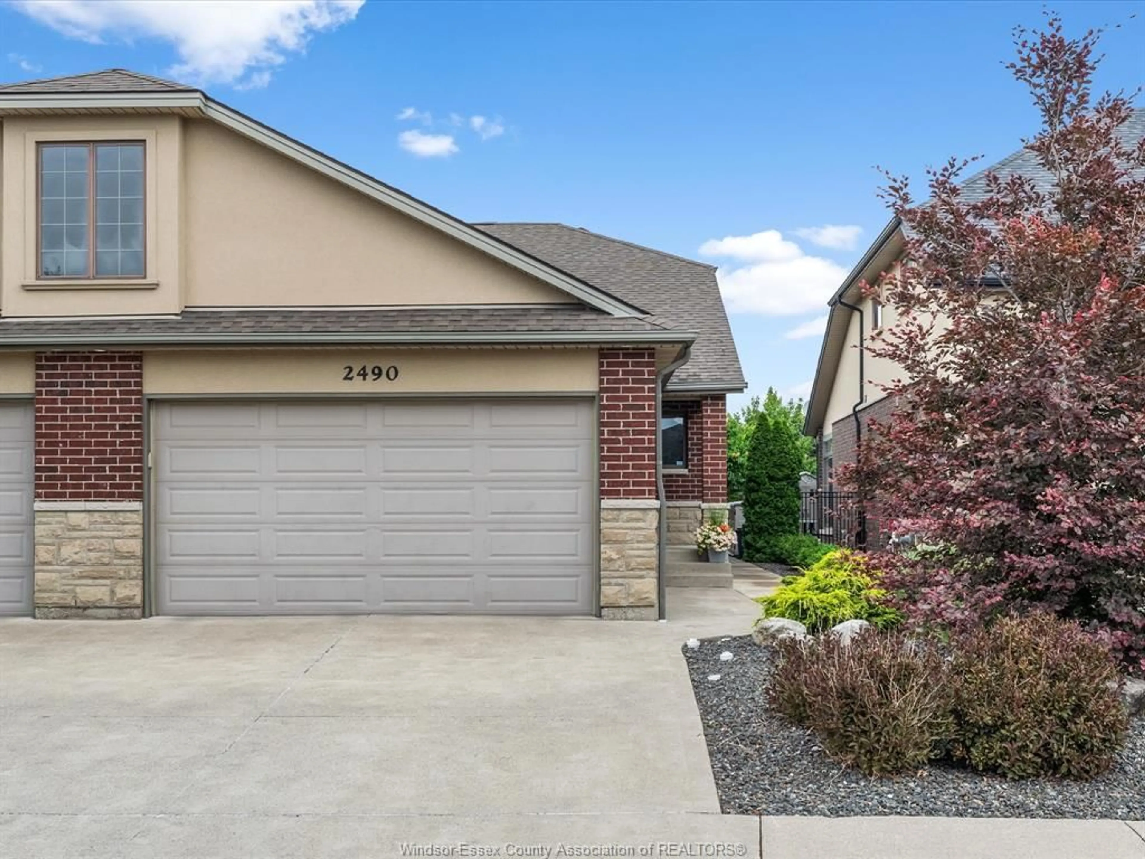Home with brick exterior material, street for 2490 SKINNER, LaSalle Ontario N9H 2R5