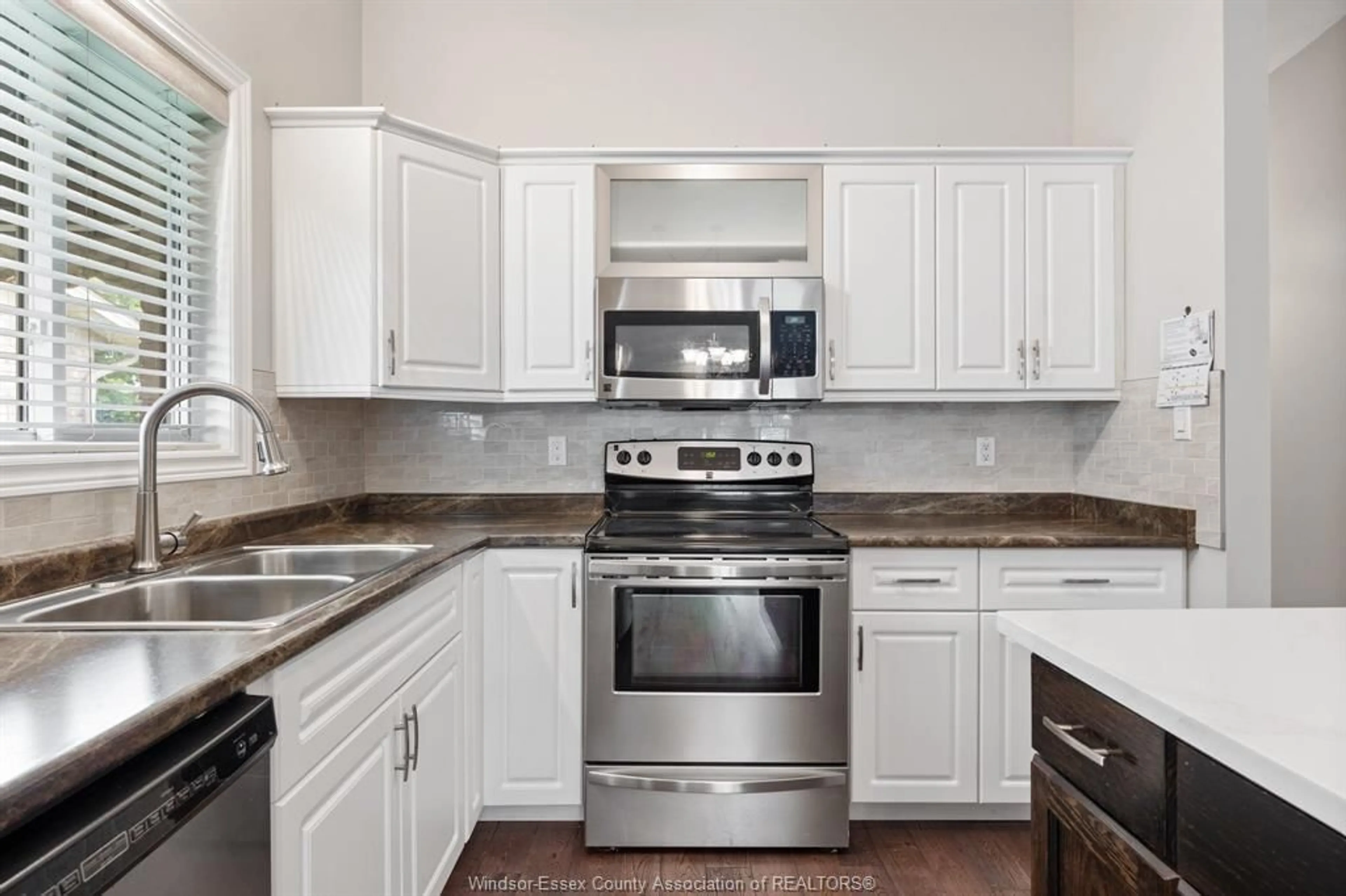 Unknown for 319 ROCKPORT Lane, Kingsville Ontario N9Y 4A4