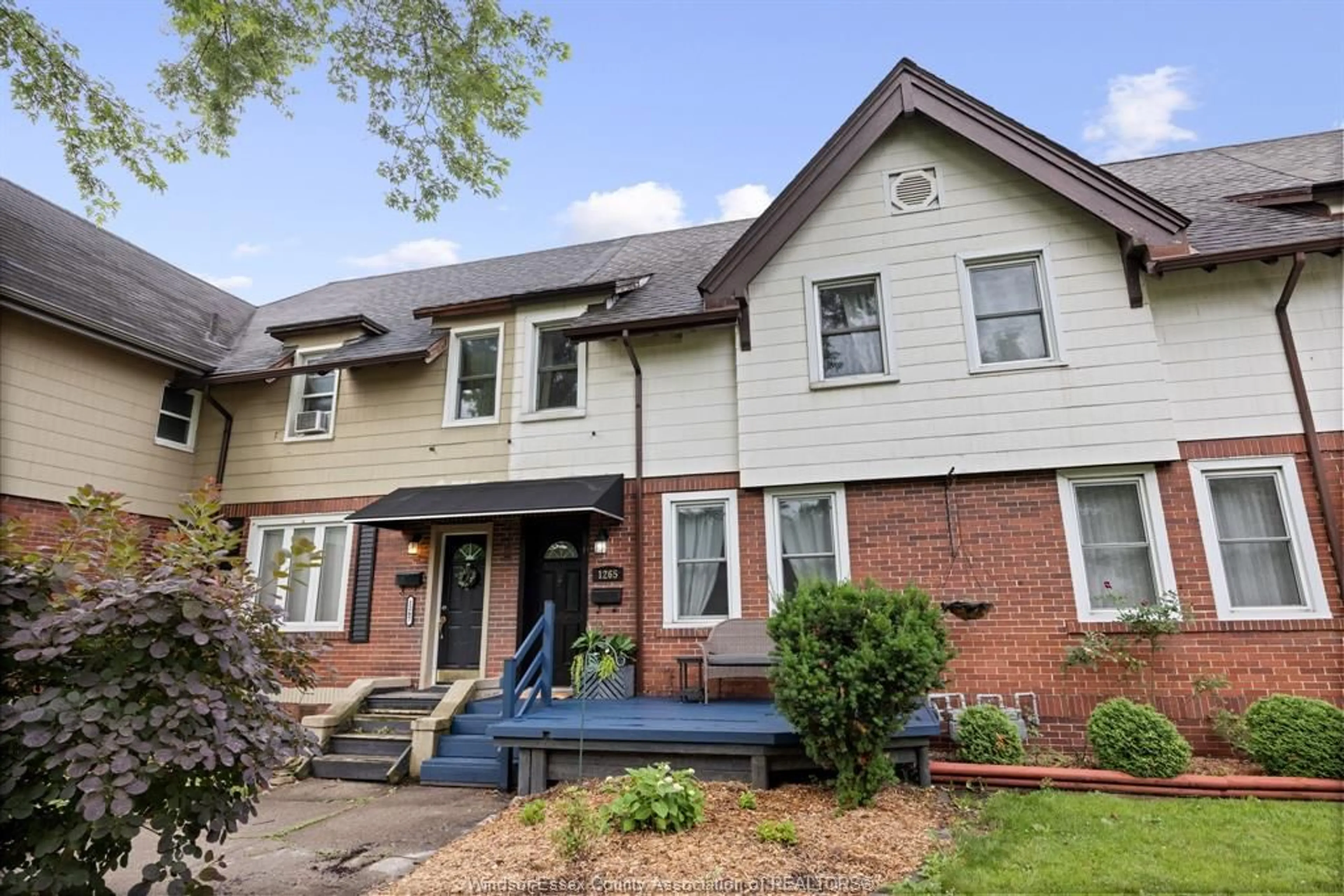 Home with brick exterior material, street for 1265 MONMOUTH, Windsor Ontario N8Y 3M2