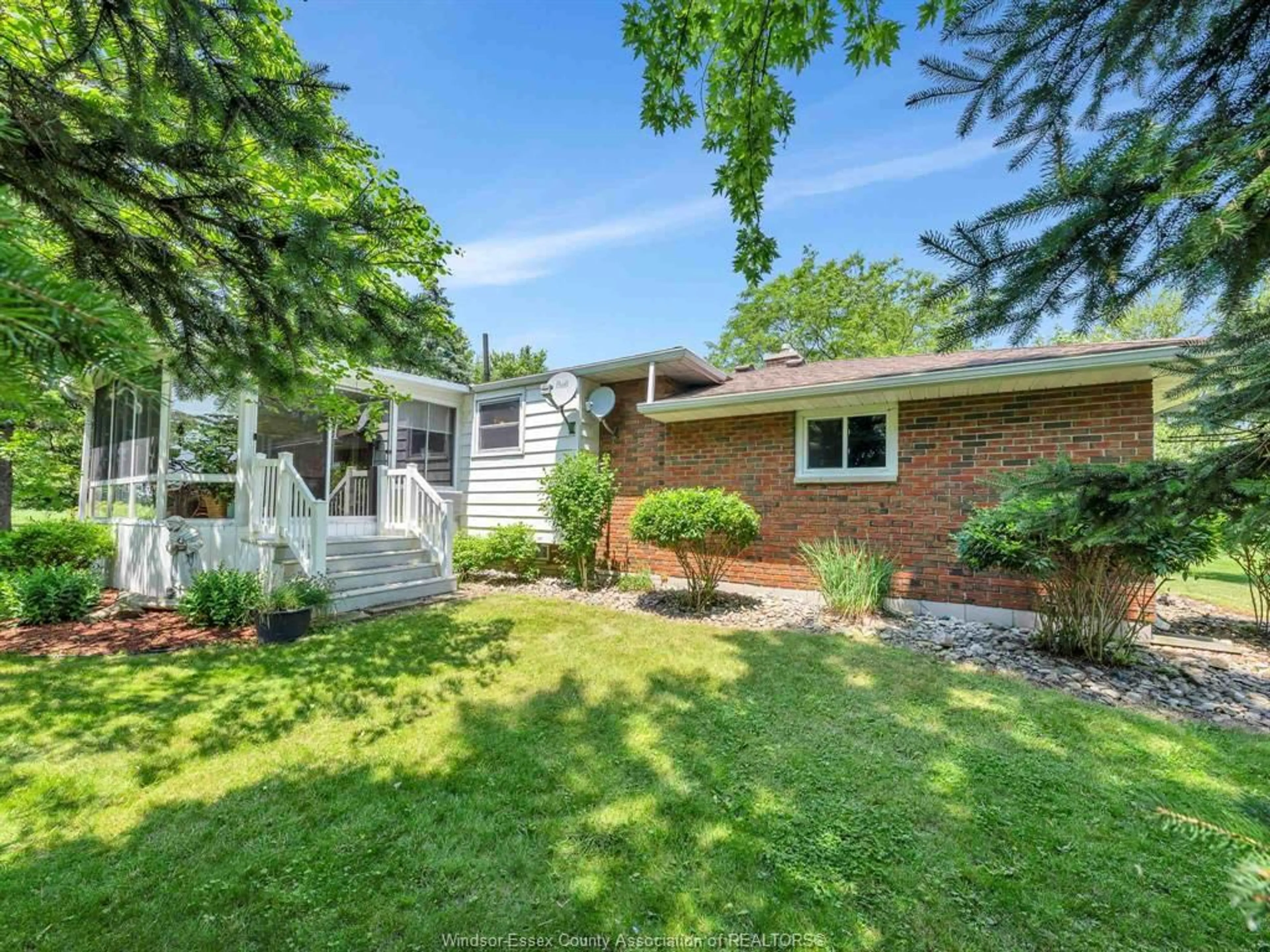 Unknown for 3927 South Talbot Rd, Tecumseh Ontario N0R 1L0