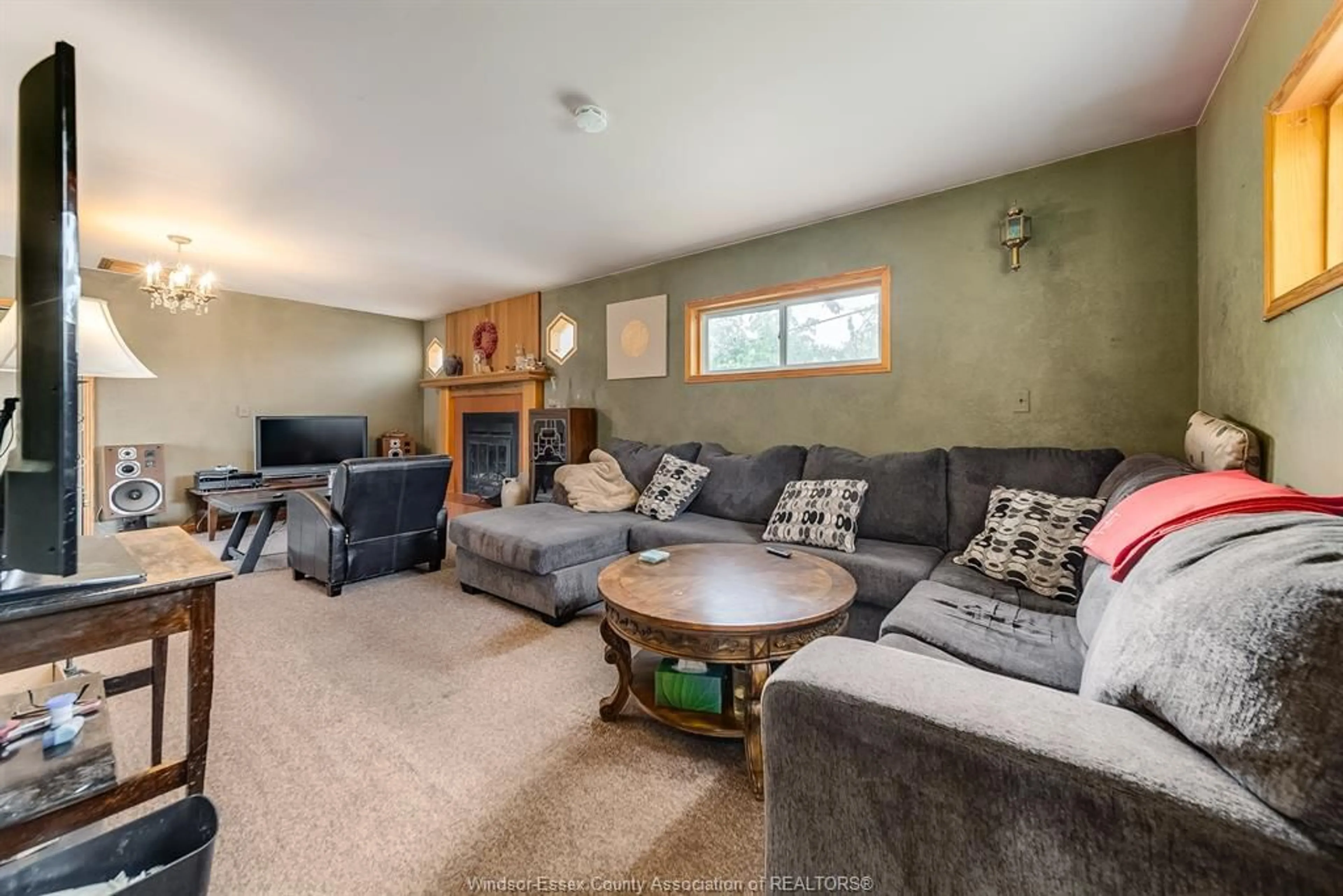 Living room with furniture, unknown for 59 WALNUT, Kingsville Ontario N9Y 1J1