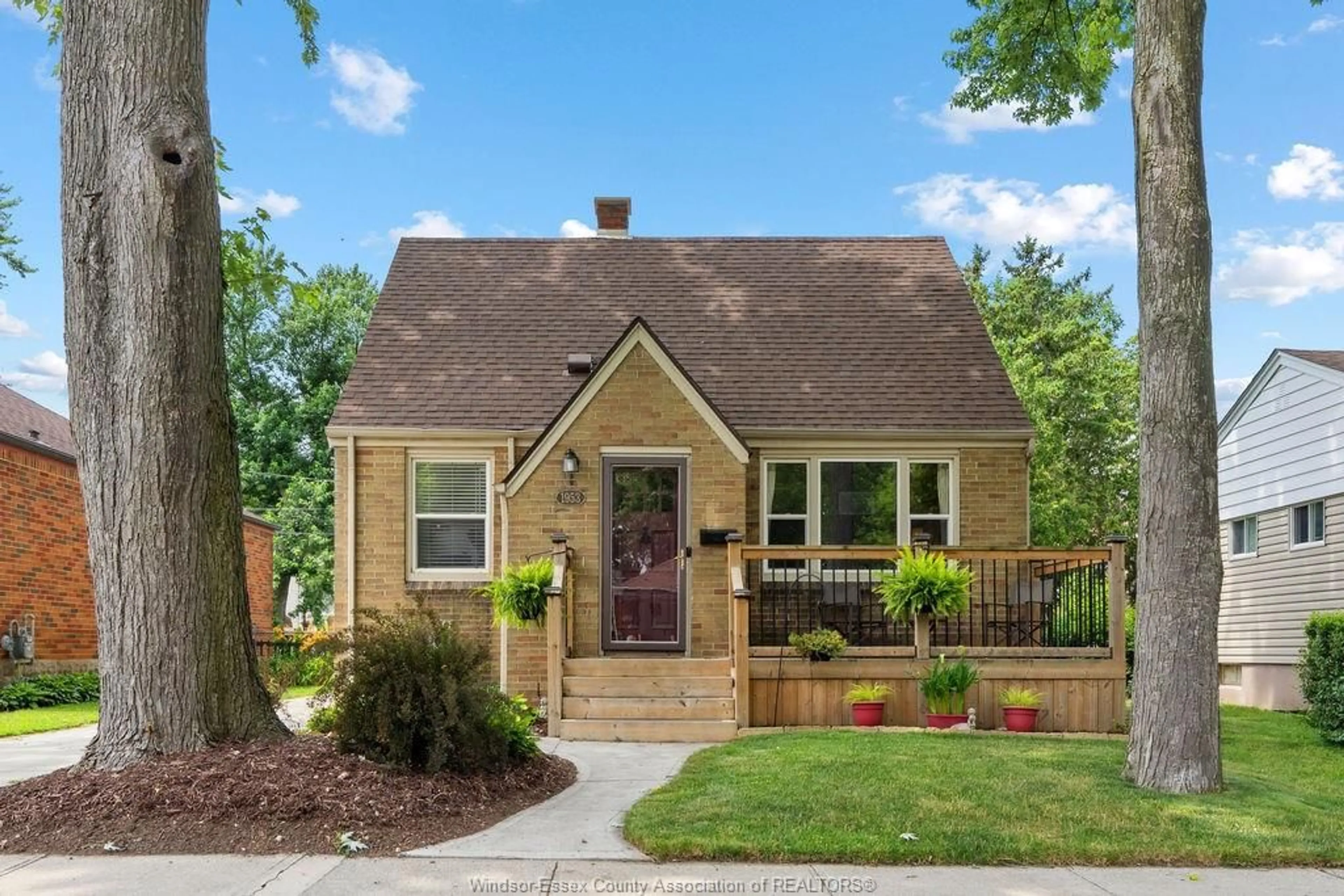 Home with brick exterior material, street for 1953 Ellrose Ave, Windsor Ontario N8W 4V1