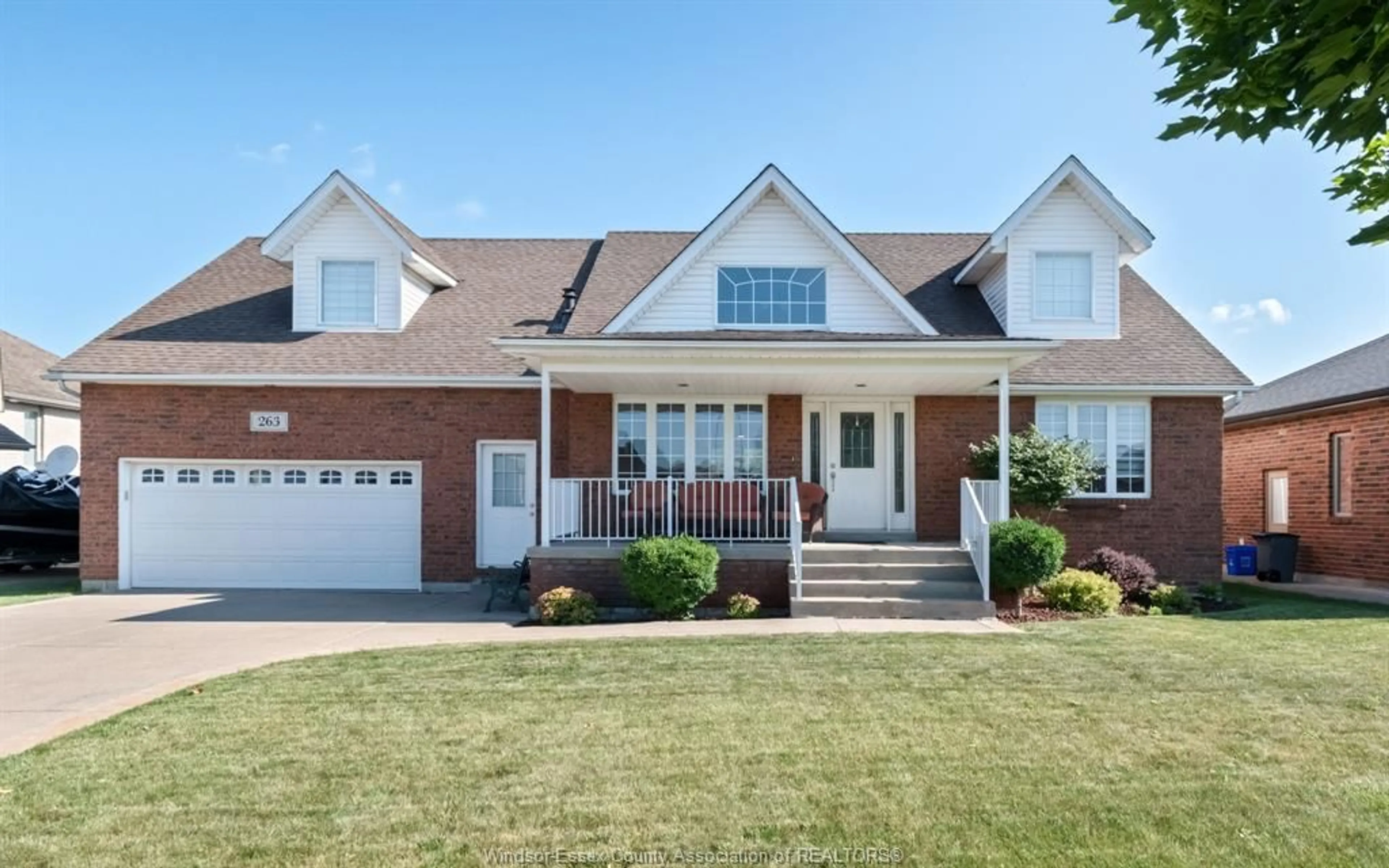 Home with brick exterior material, street for 263 GOLFVIEW DRIVE, Amherstburg Ontario N9V 4C3
