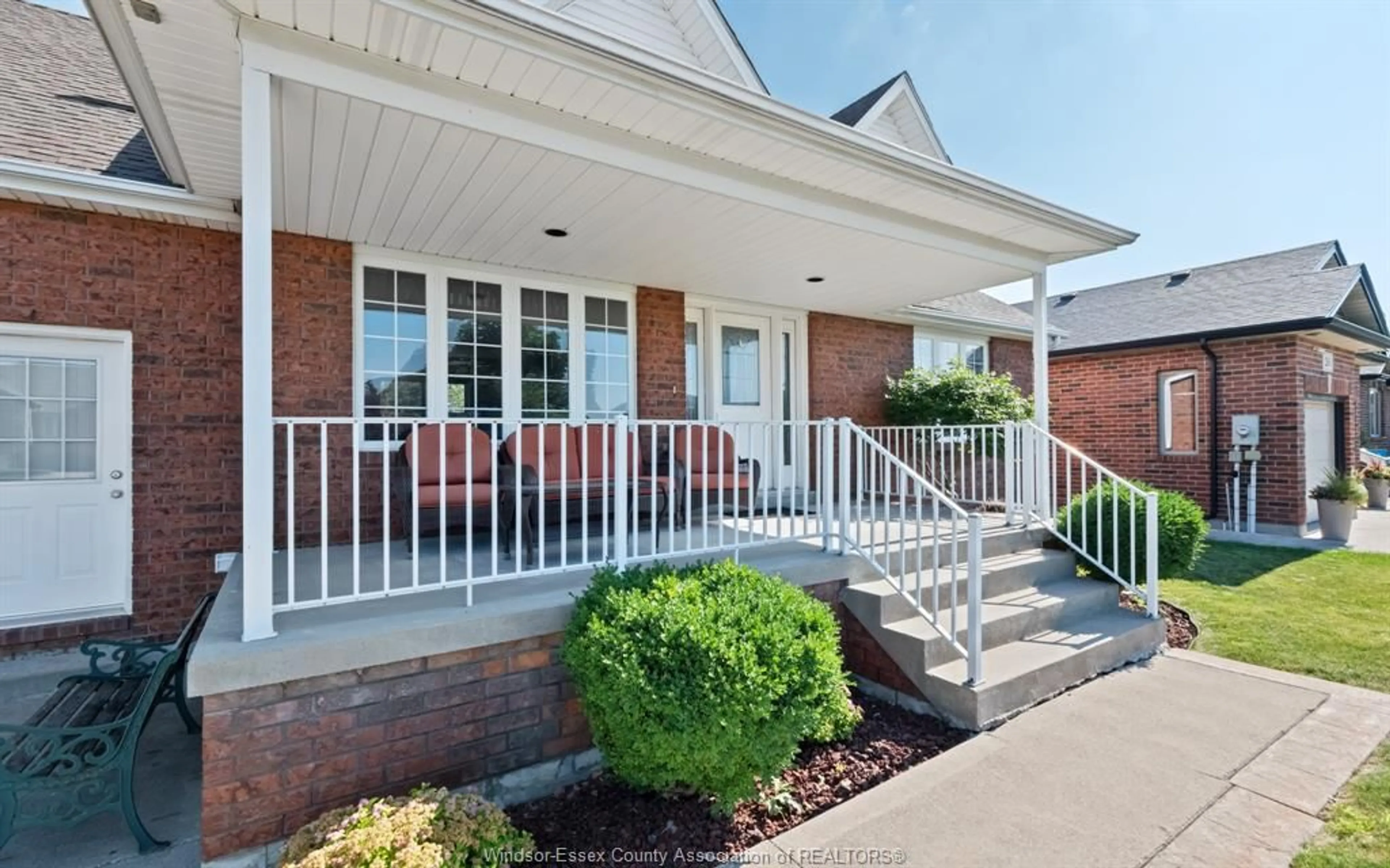 Home with brick exterior material, street for 263 GOLFVIEW DRIVE, Amherstburg Ontario N9V 4C3