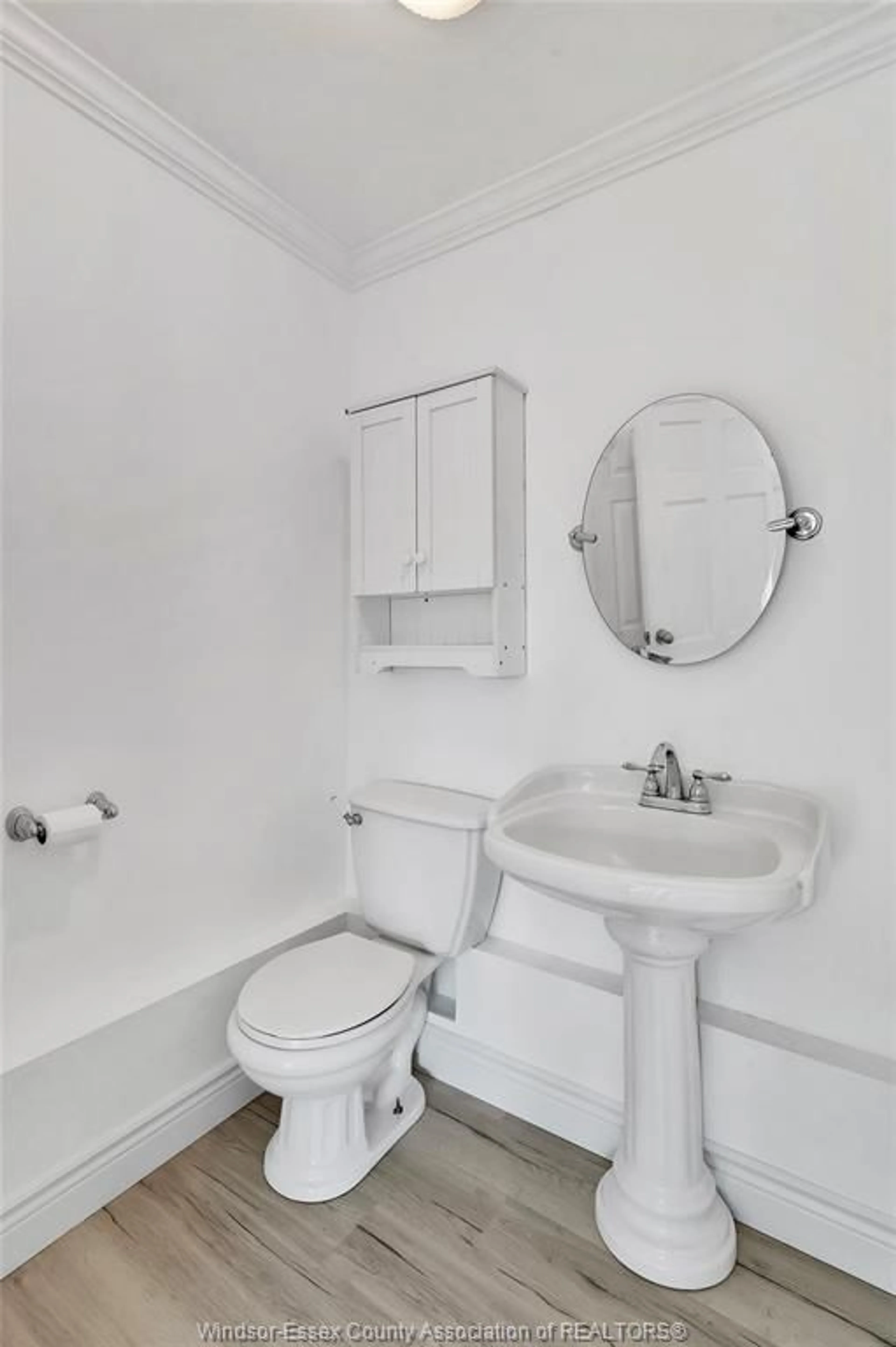 Standard bathroom, floor is not visible for 51 BALACLAVA, Amherstburg Ontario N9V 2G5