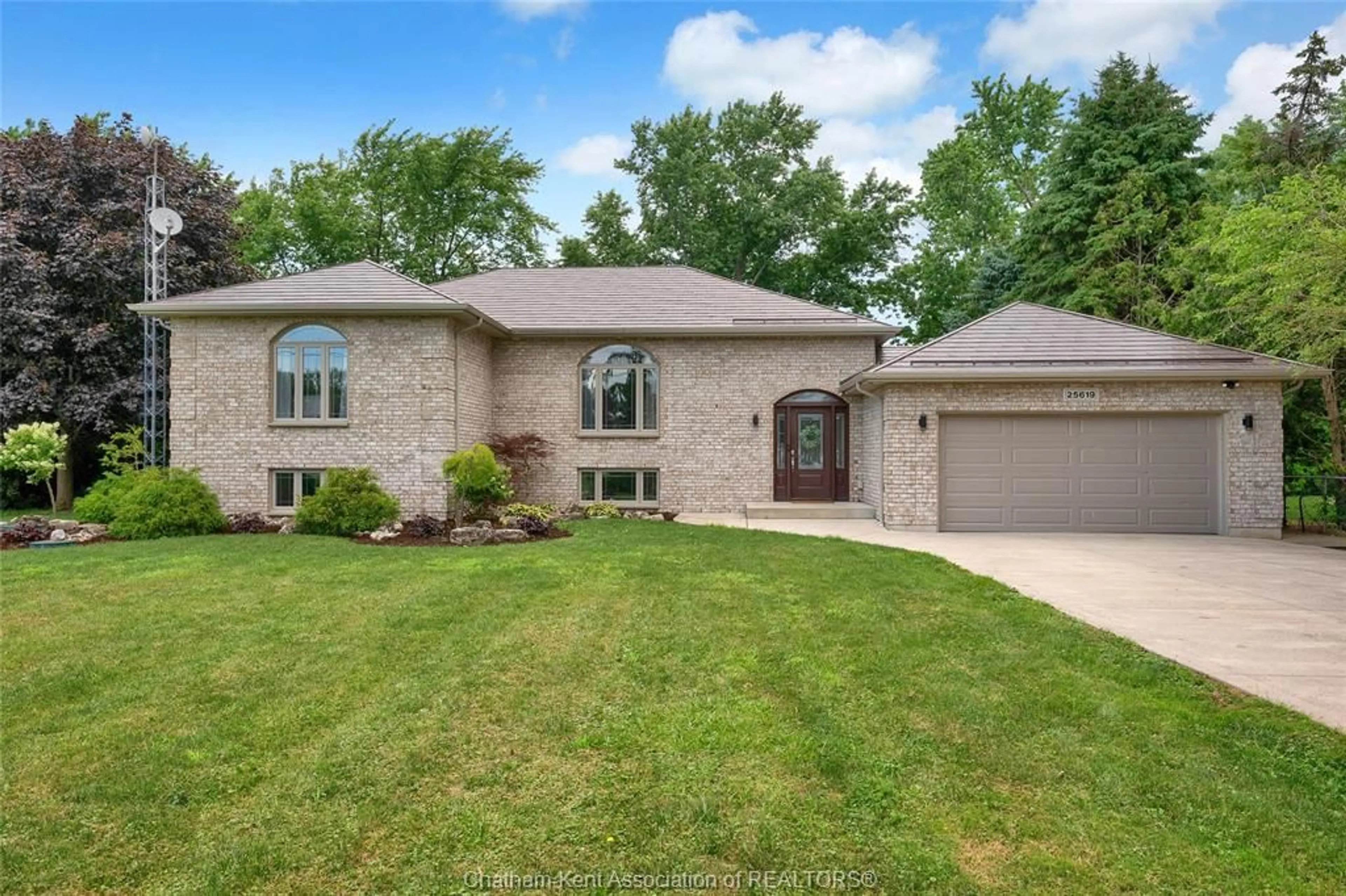 Home with brick exterior material, street for 25619 Meadowbrook Lane, Chatham-Kent Ontario N0P 1S0