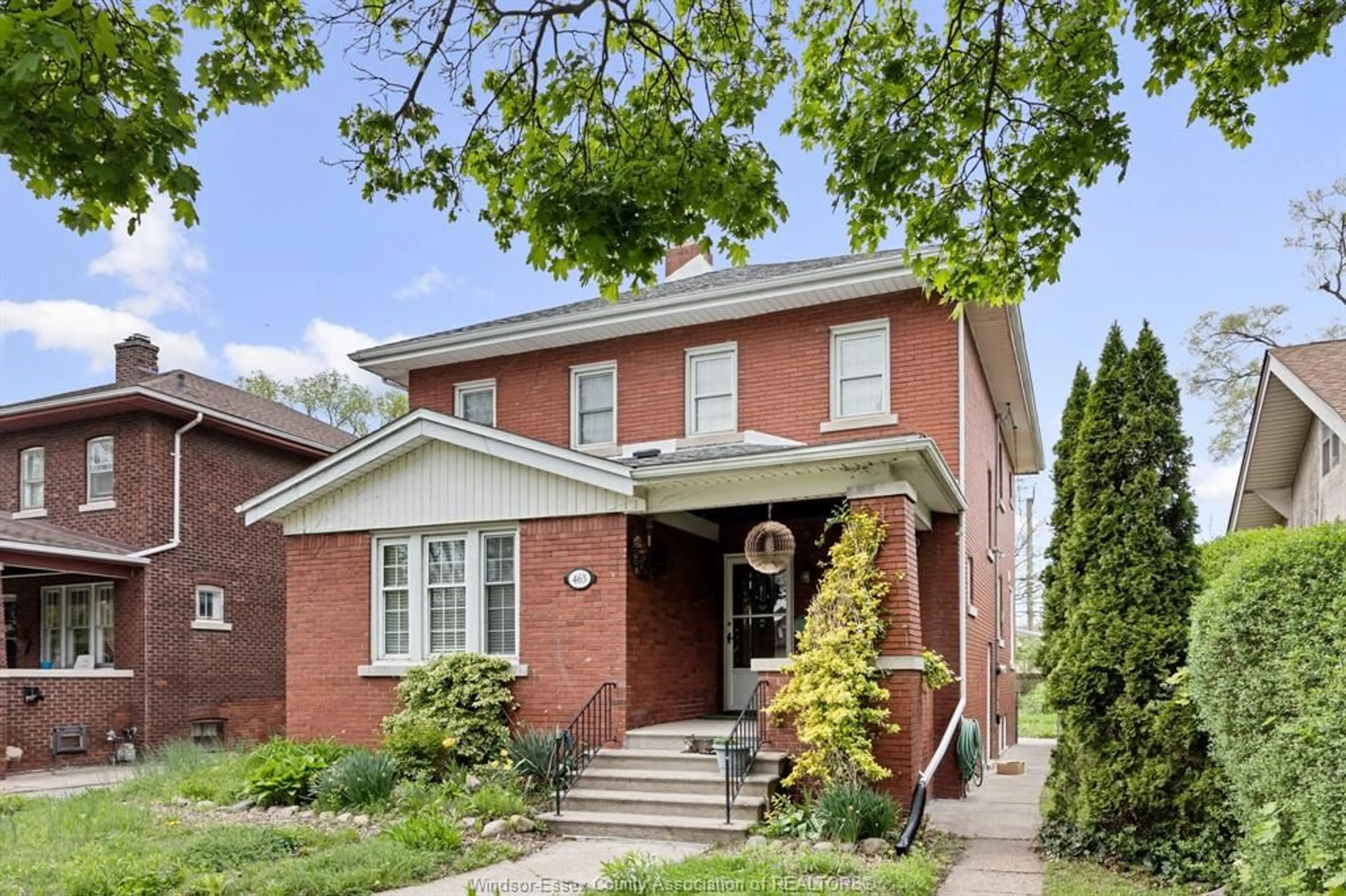 Home with brick exterior material, street for 463 ASKIN, Windsor Ontario N9B 2X3