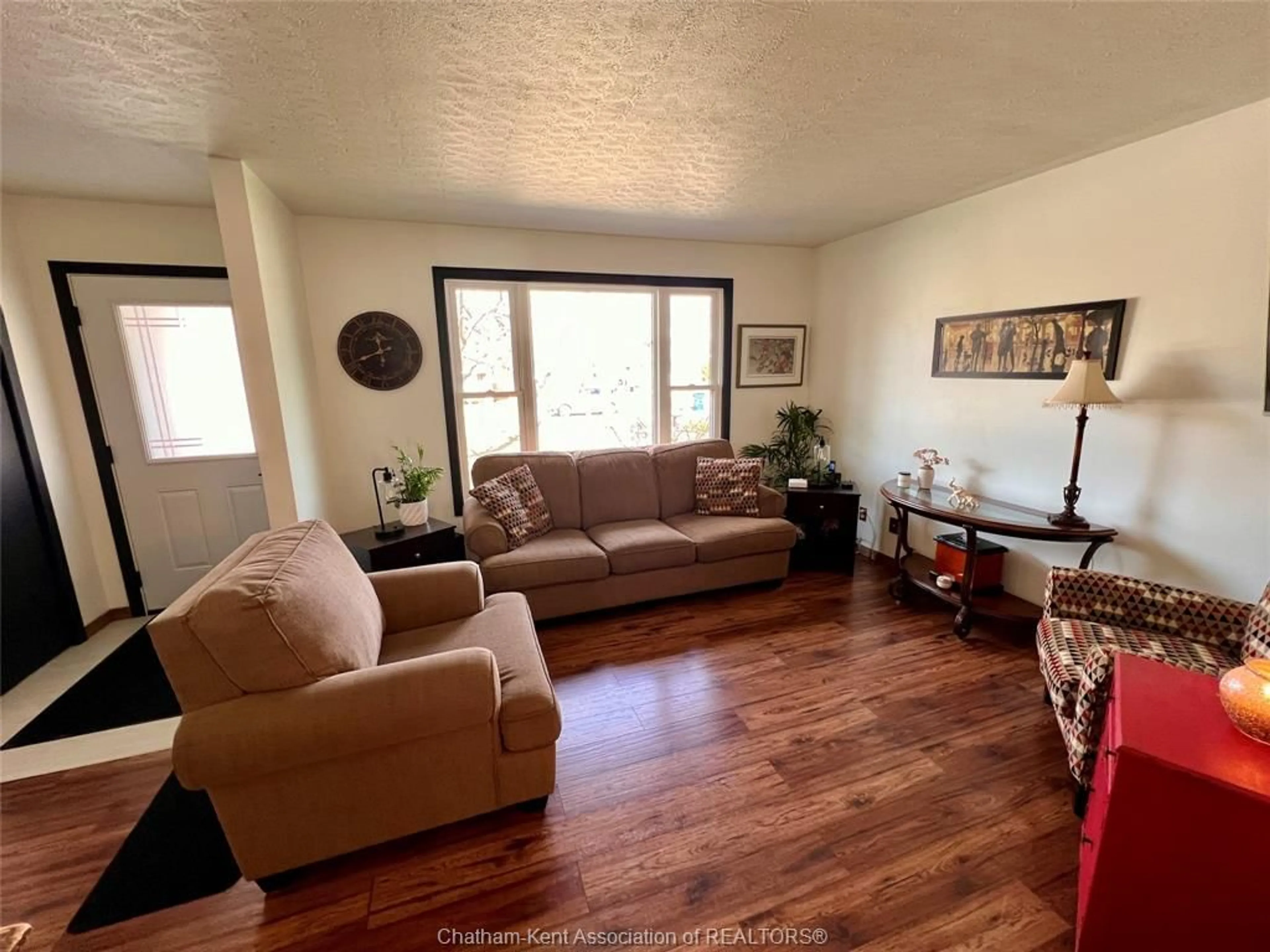 Living room with furniture, unknown for 234 Wellington St, Blenheim Ontario N0P 1A0