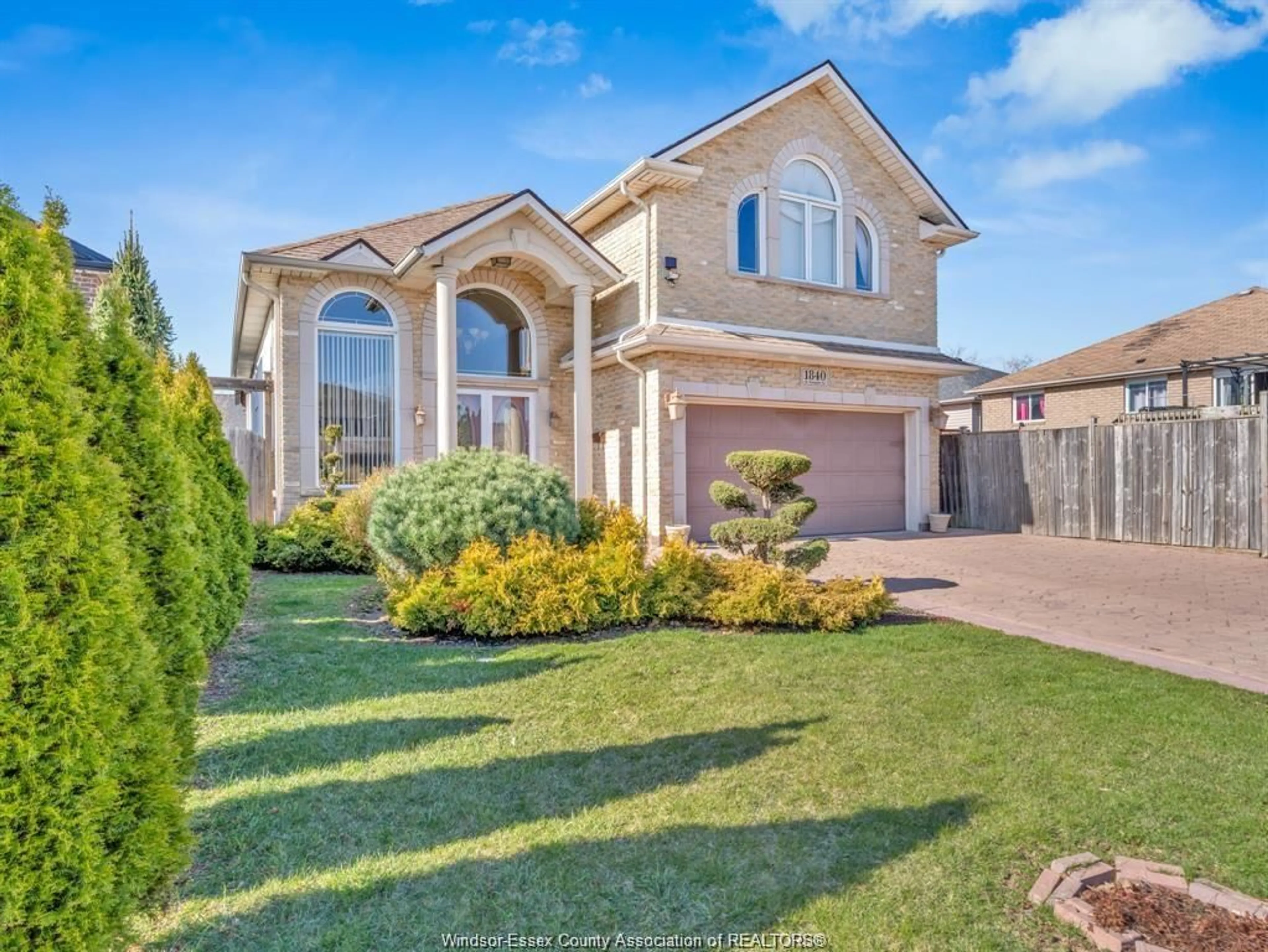 Home with vinyl exterior material, street for 1840 ST. CHRISTOPHER COURT, Windsor Ontario N8W 0A1